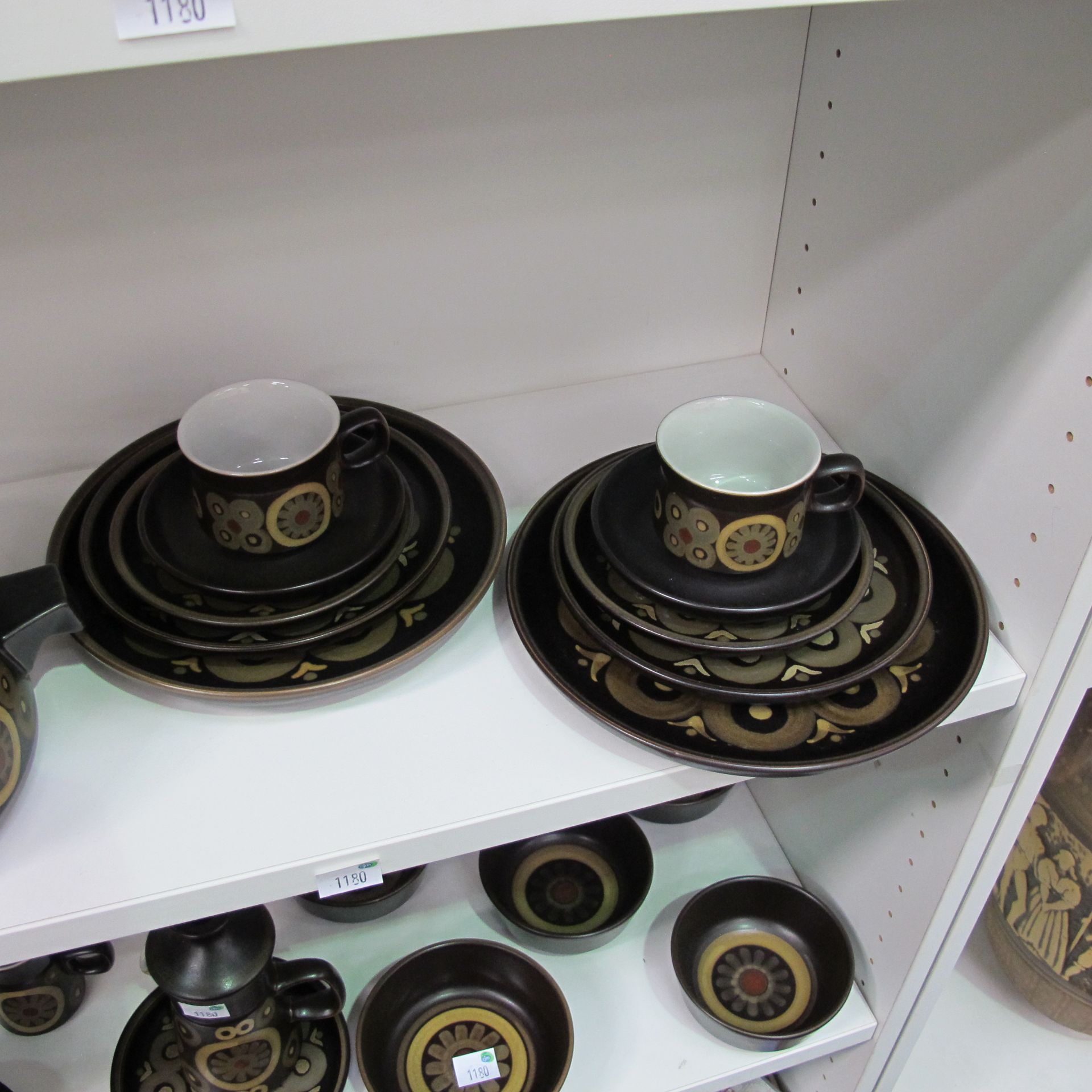 A lot to include 53 pieces of Denby Arabesque Ceramics. Items include salt and sugar pots, 2 x - Image 9 of 11