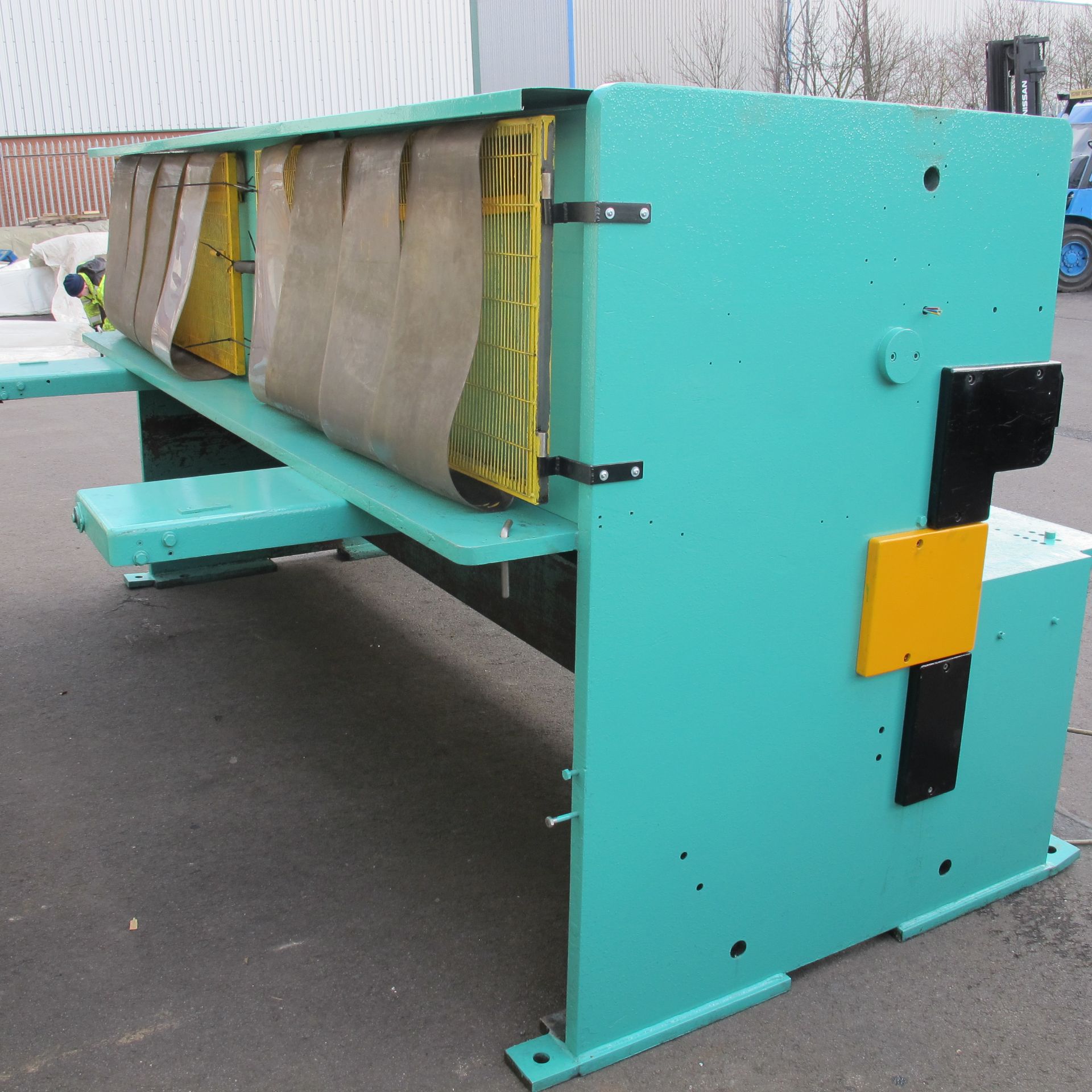 * Promecam Model GH630Z 3000 x 6mm Guillotine with power backgauge. This lot is sold on a 'Buyer - Image 5 of 7