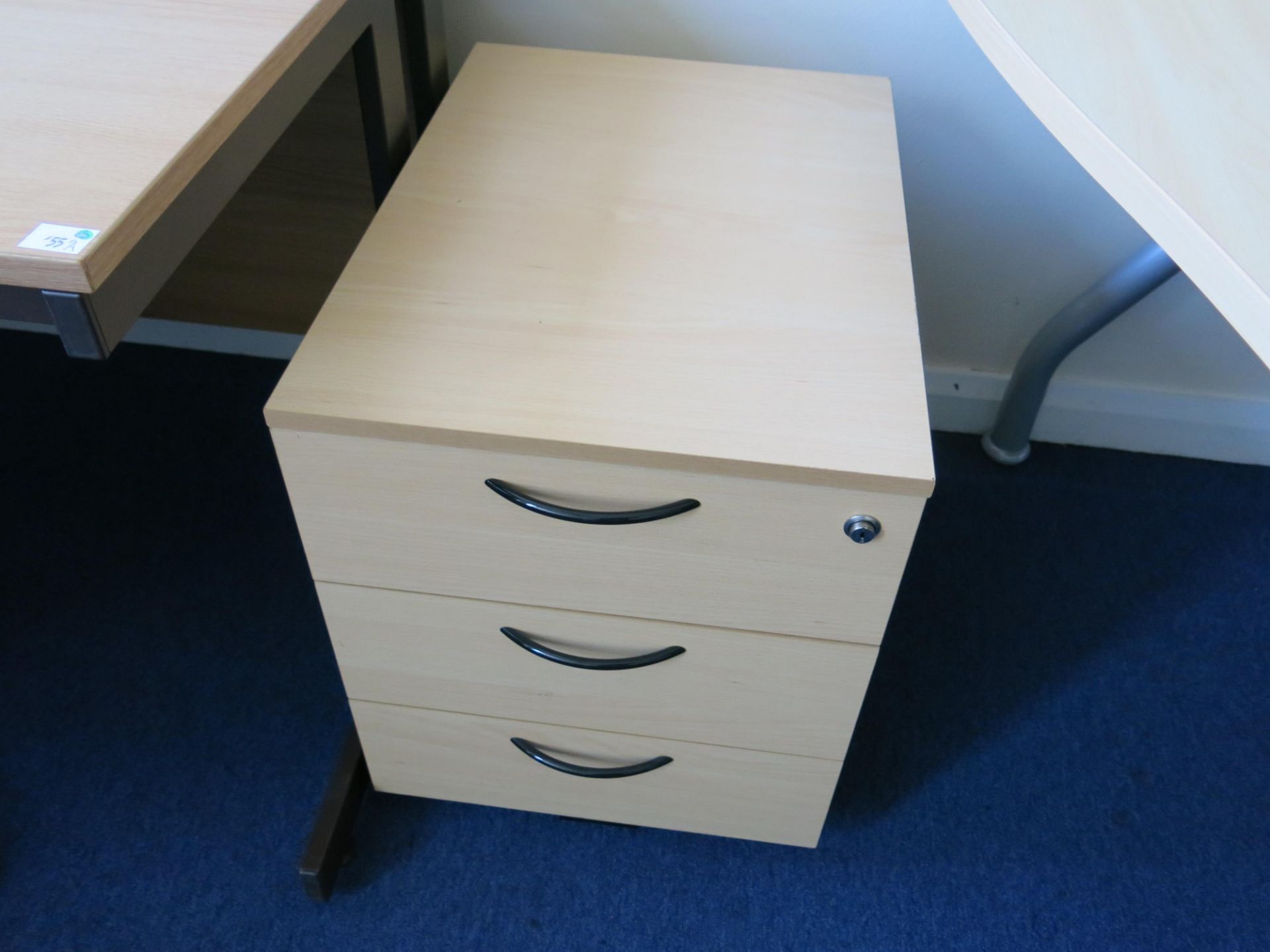 * 2 x L-shaped desks, 2 x wavy edge desks with tubular legs, pedestal drawer unit and a high back - Image 4 of 4