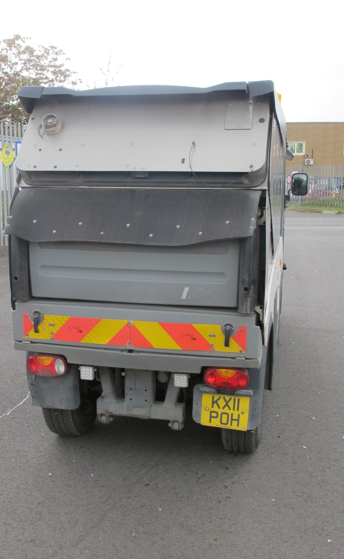 * 2011 Hako City Master 2000 Euro V Left Hand Drive Street Sweeper with air conditioning, comfort - Image 12 of 15