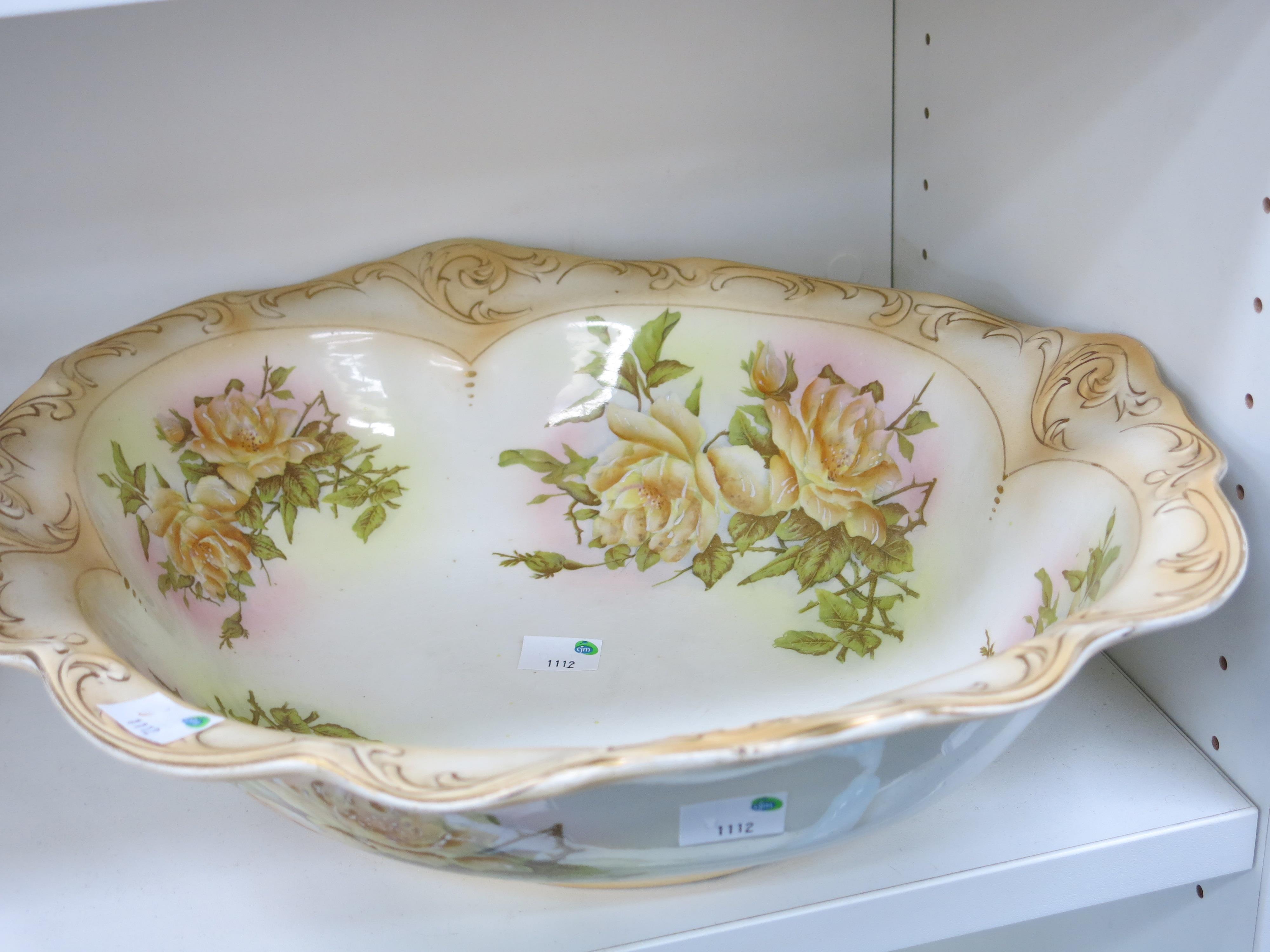 This is a Timed Online Auction on Bidspotter.co.uk, Click here to bid. A Barkers & Kent Ltd bowl