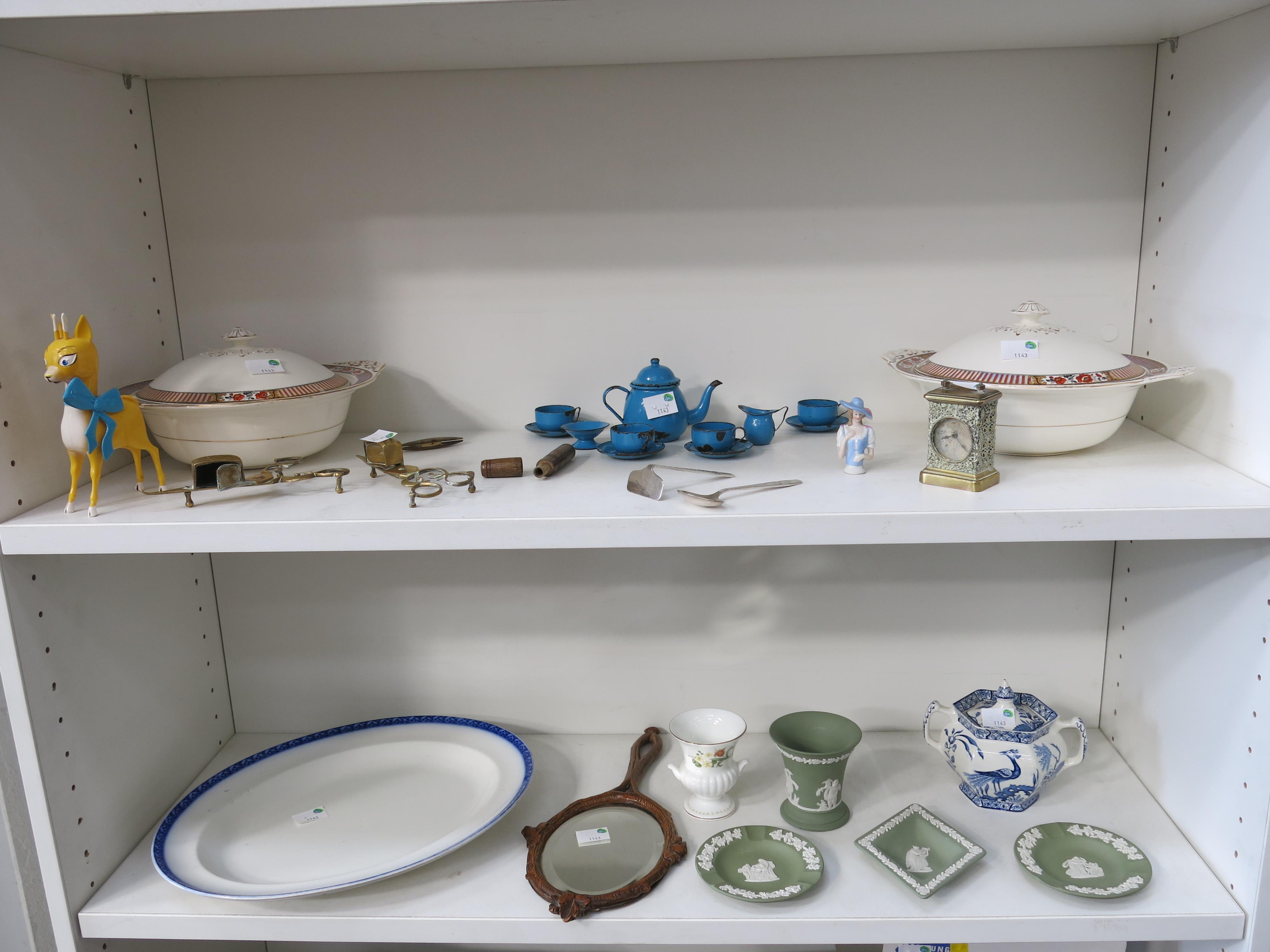 This is a Timed Online Auction on Bidspotter.co.uk, Click here to bid. Two shelves of mixed ceramics