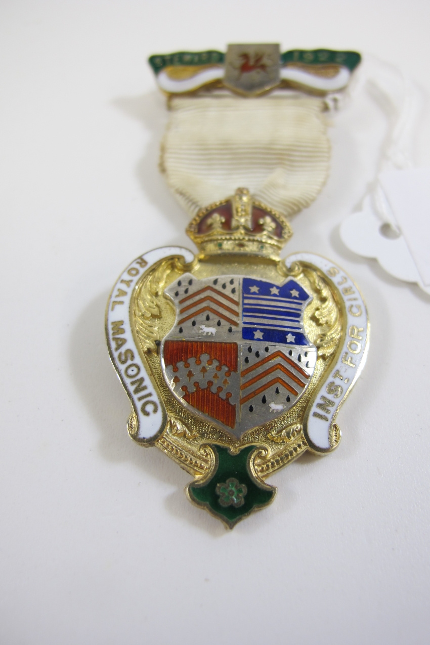 This is a Timed Online Auction on Bidspotter.co.uk, Click here to bid. Enamel on Silver Masonic ' - Image 2 of 3