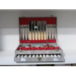 This is a Timed Online Auction on Bidspotter.co.uk, Click here to bid. A stainless steel cutlery set