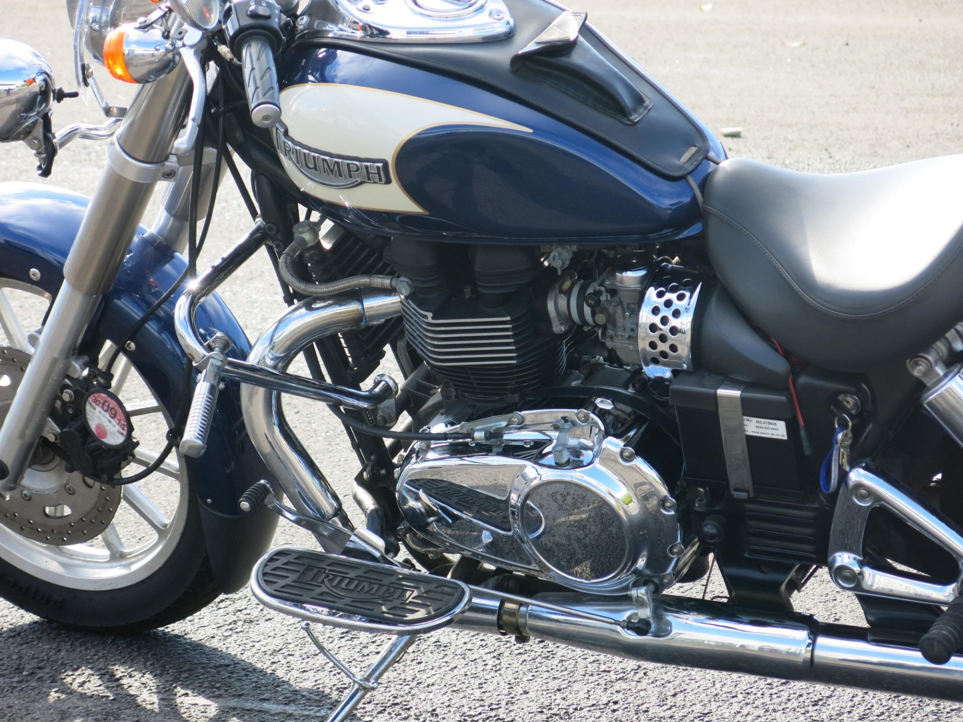 For sale on behalf of executors: Triumph Bonneville America 865cc, 5 speed gearbox - Image 9 of 19