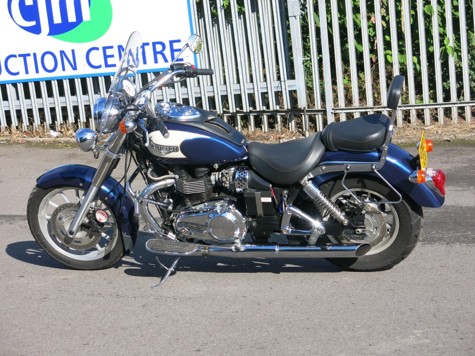 For sale on behalf of executors: Triumph Bonneville America 865cc, 5 speed gearbox - Image 15 of 19