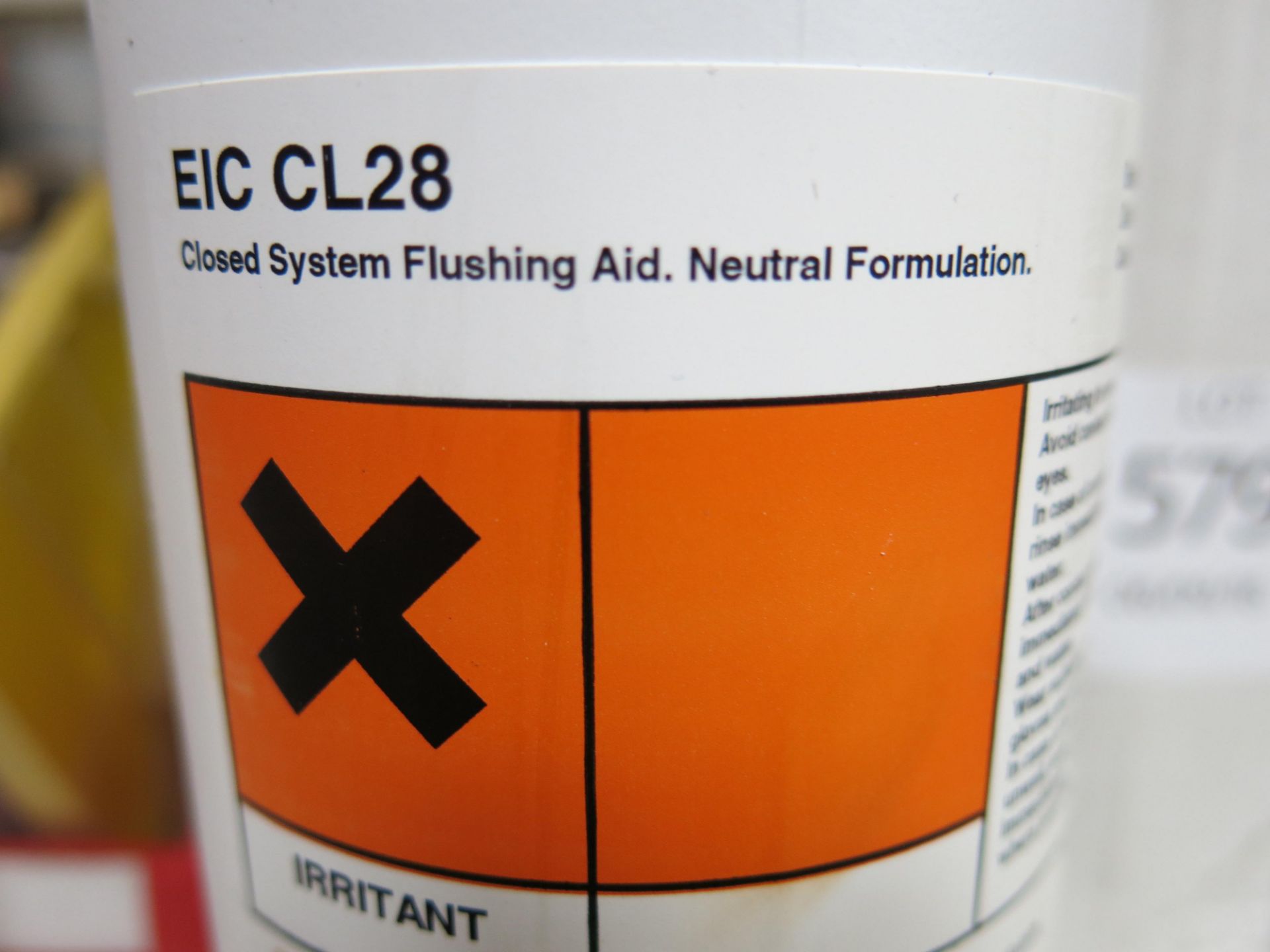 6 x Bottles of EIC CL28 closed system flushing aid - Image 2 of 2