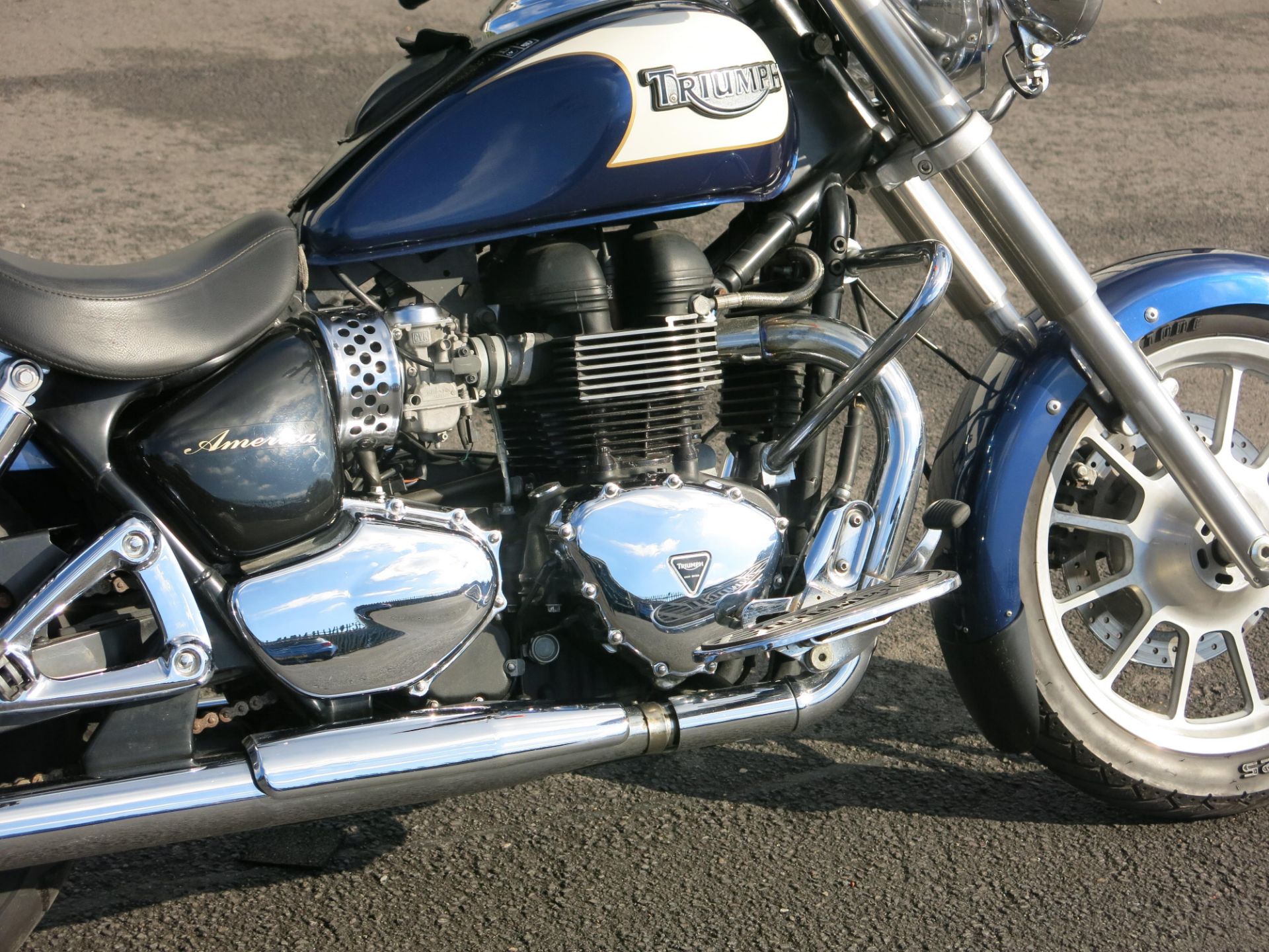 For sale on behalf of executors: Triumph Bonneville America 865cc, 5 speed gearbox - Image 8 of 19