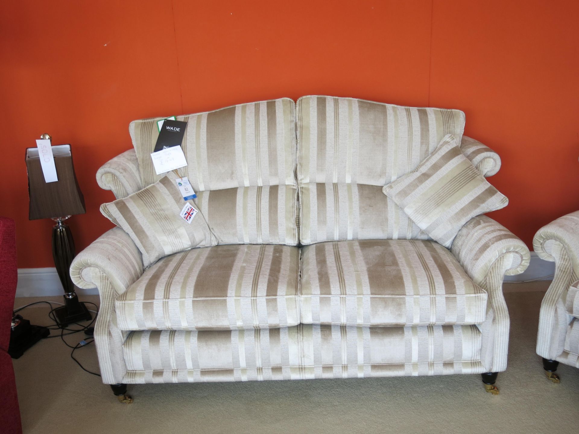 Wade Hollinwell large sofa with two matching scatter cushions with mahogany legs, the front legs - Image 2 of 3