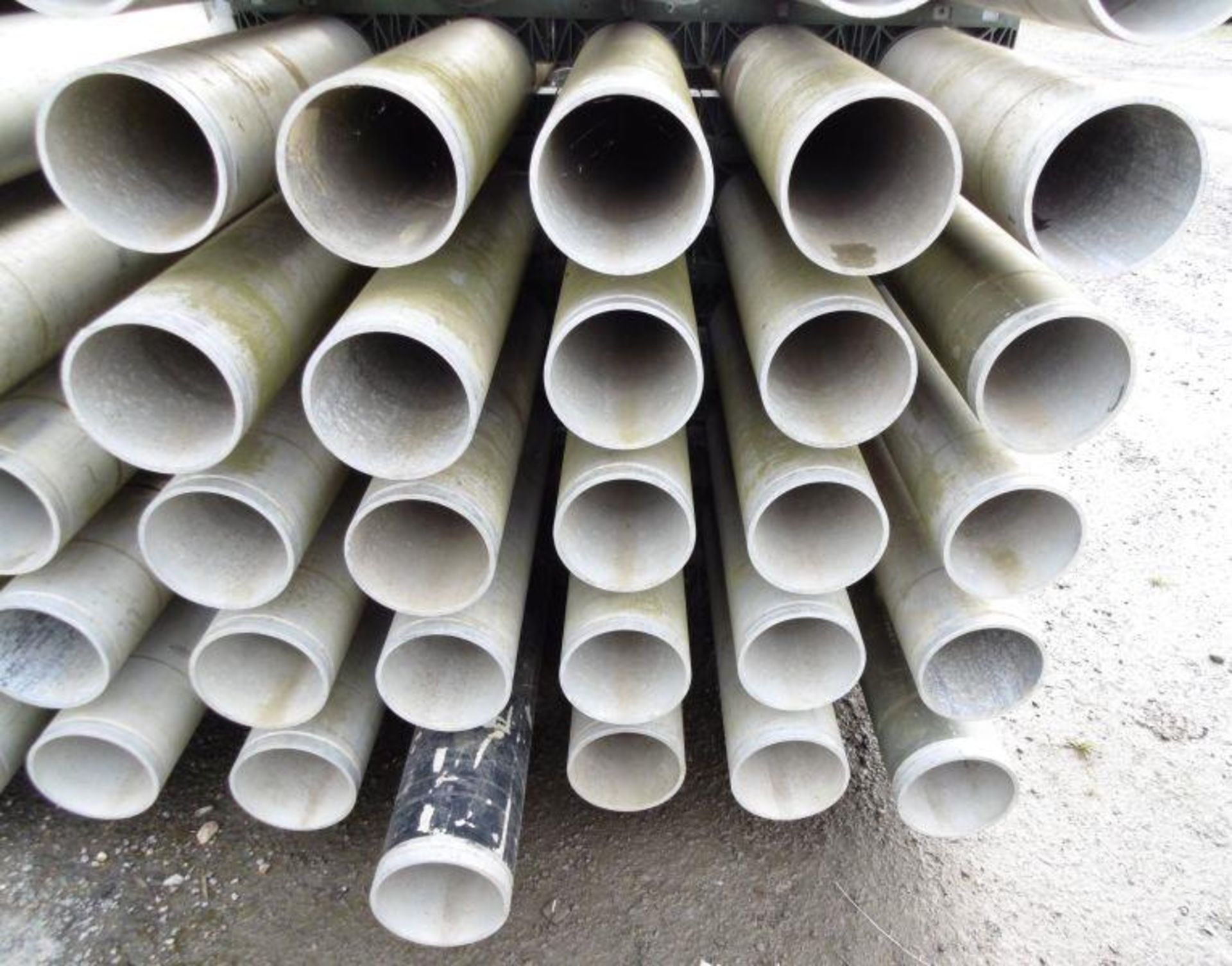 * 25 x Ex MOD aluminium fuel pipes, 6'' (152mm) diameter, 6000mm long, approx 7mm thick wall. Please - Image 4 of 4