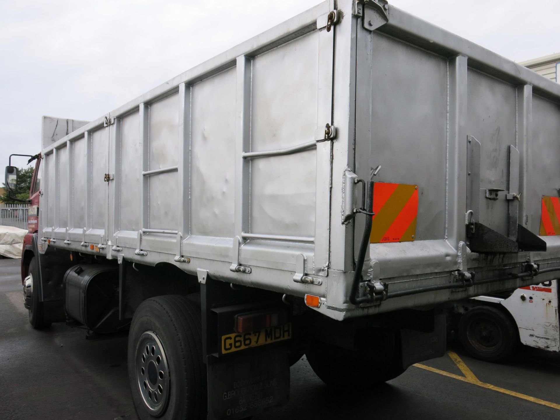 * 1989 Leyland 180 Turbo-charged T45 Freighter 1718 17 tonne dropside lorry. Registration G667 - Image 5 of 8