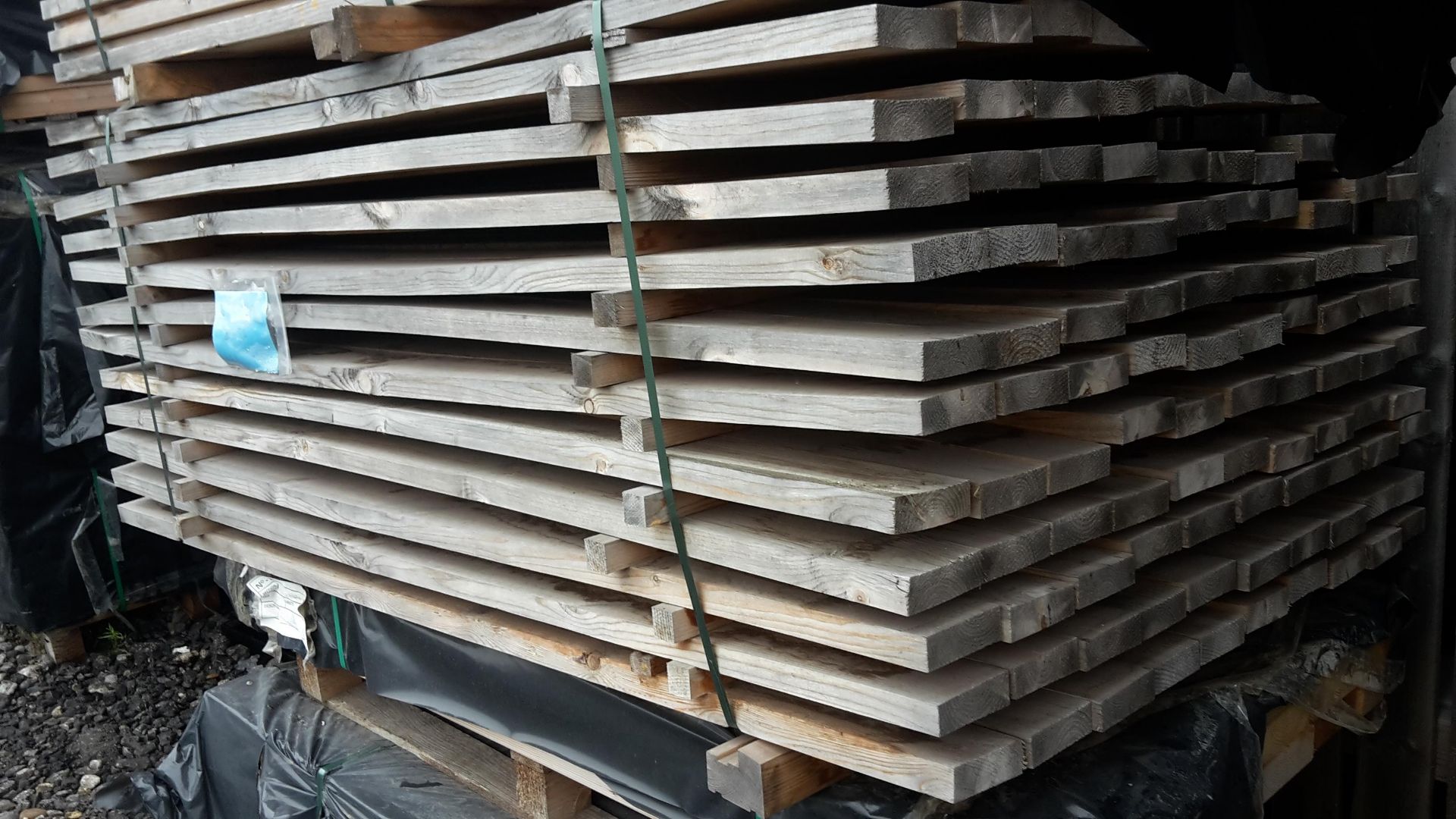 * 25 x 100 Regular sawn, 120 pieces, 1.75m, ideal for fence boards. Ref MX0254. This lot is
