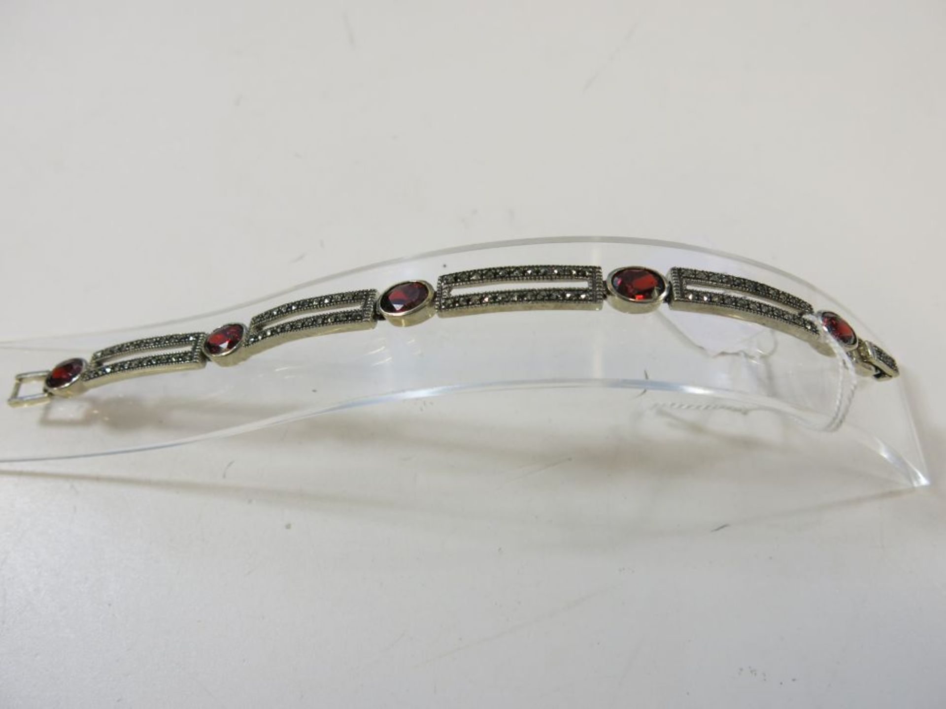 A Silver Marquise Garnet Bracelet (est. £70-£100) - Image 2 of 3