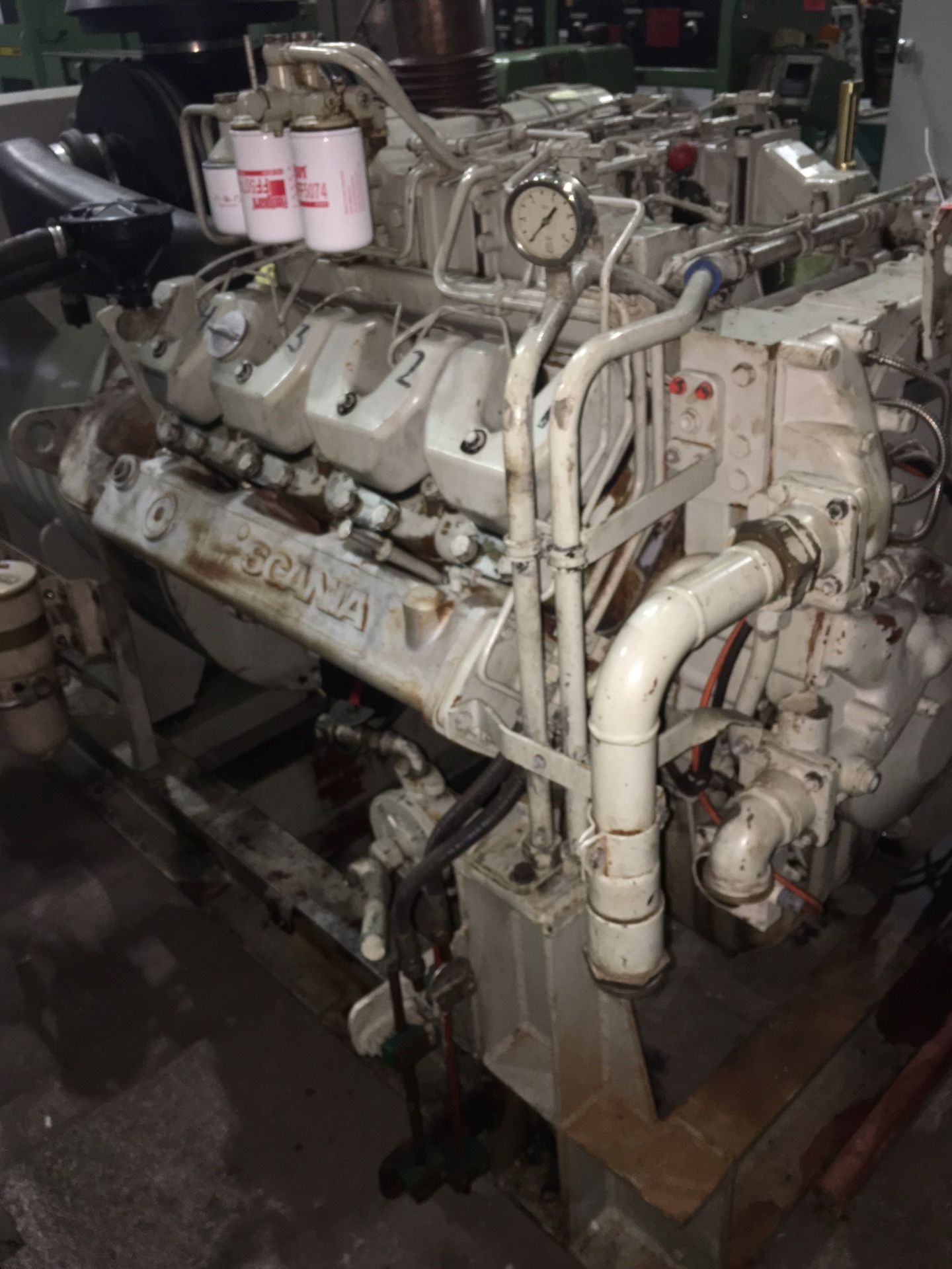 * 400 Kva Scania Avk Marine Diesel Generator. Engine Scania Type DI1478, V8 8 cylinder engine - Bild 2 aus 9