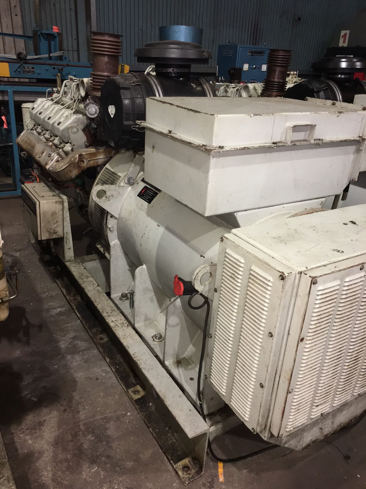 * 400 Kva Scania Avk Marine Diesel Generator. Engine Scania Type DI1478. V8 8 cylinder engine - Bild 4 aus 7