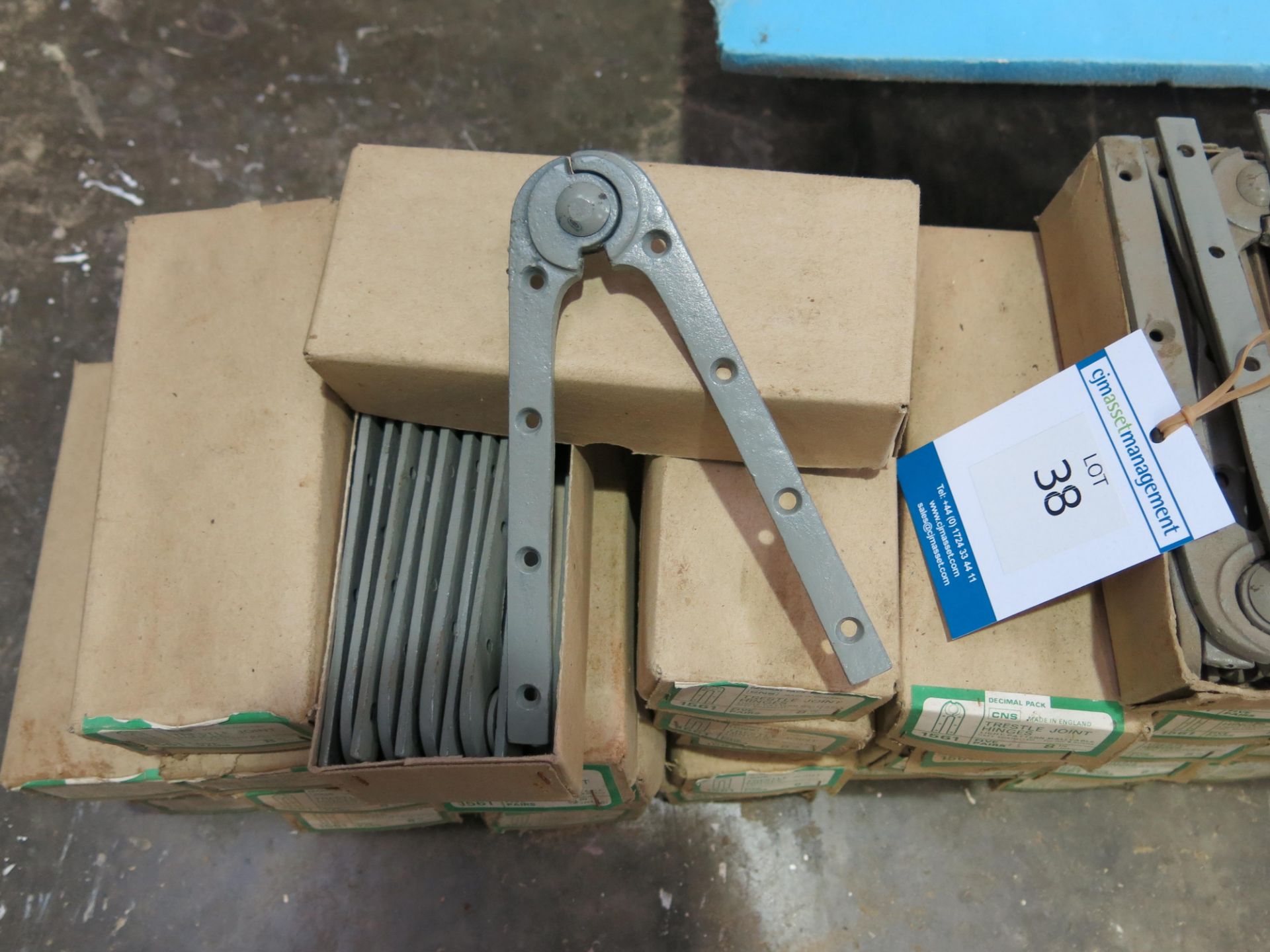 * 38 Boxes containing CNS Trestle Joint Hinges, approx 300 qty. Please note this lot is located at - Image 2 of 3