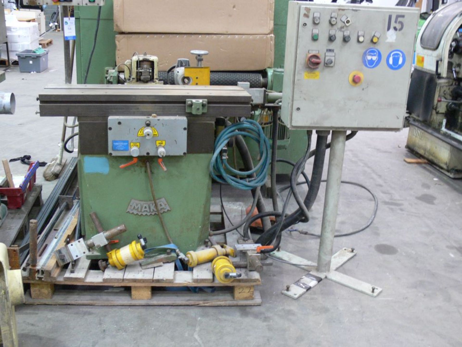 * Maka Oscillating Chisel Morticing Machine, model STV-F, triple air operated clamping, remote