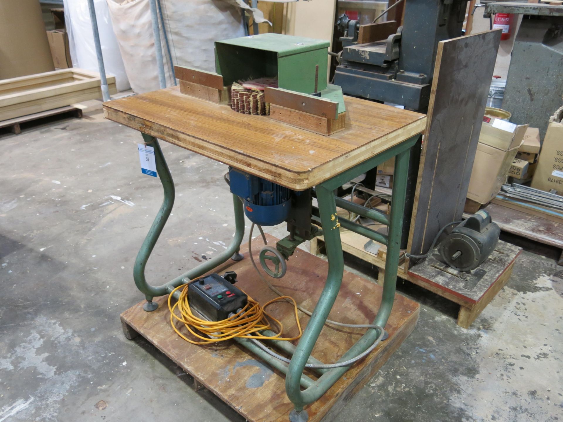 * Burnishing Sander with variable speed control, 230V single phase. Please note this lot is - Image 2 of 5