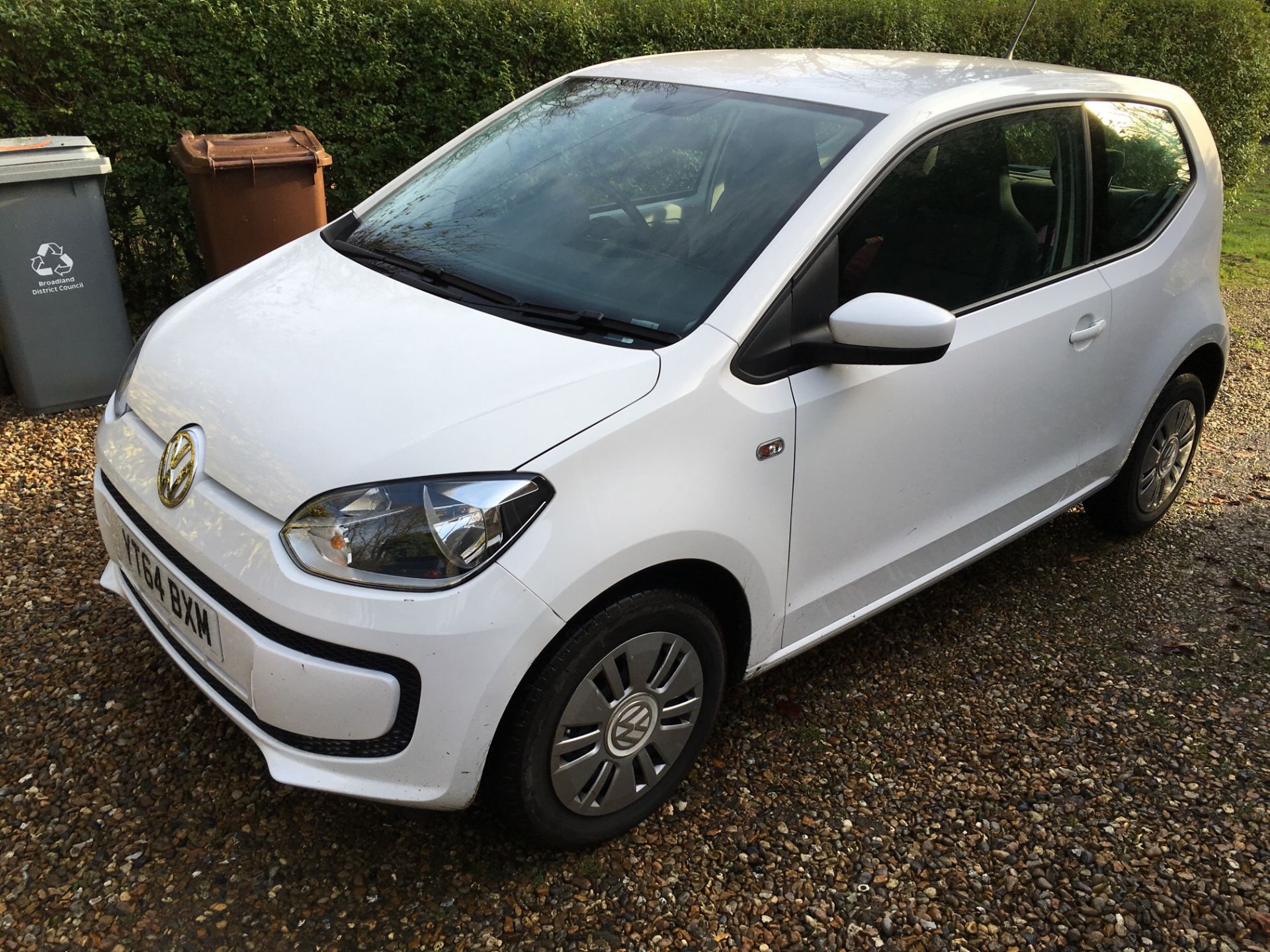 2014 64 REG VOLKSWAGEN 'UP' 1.00 PETROL WITH A/C & ELECTRIC WINDOWS, PAS 7k MILES ONLY