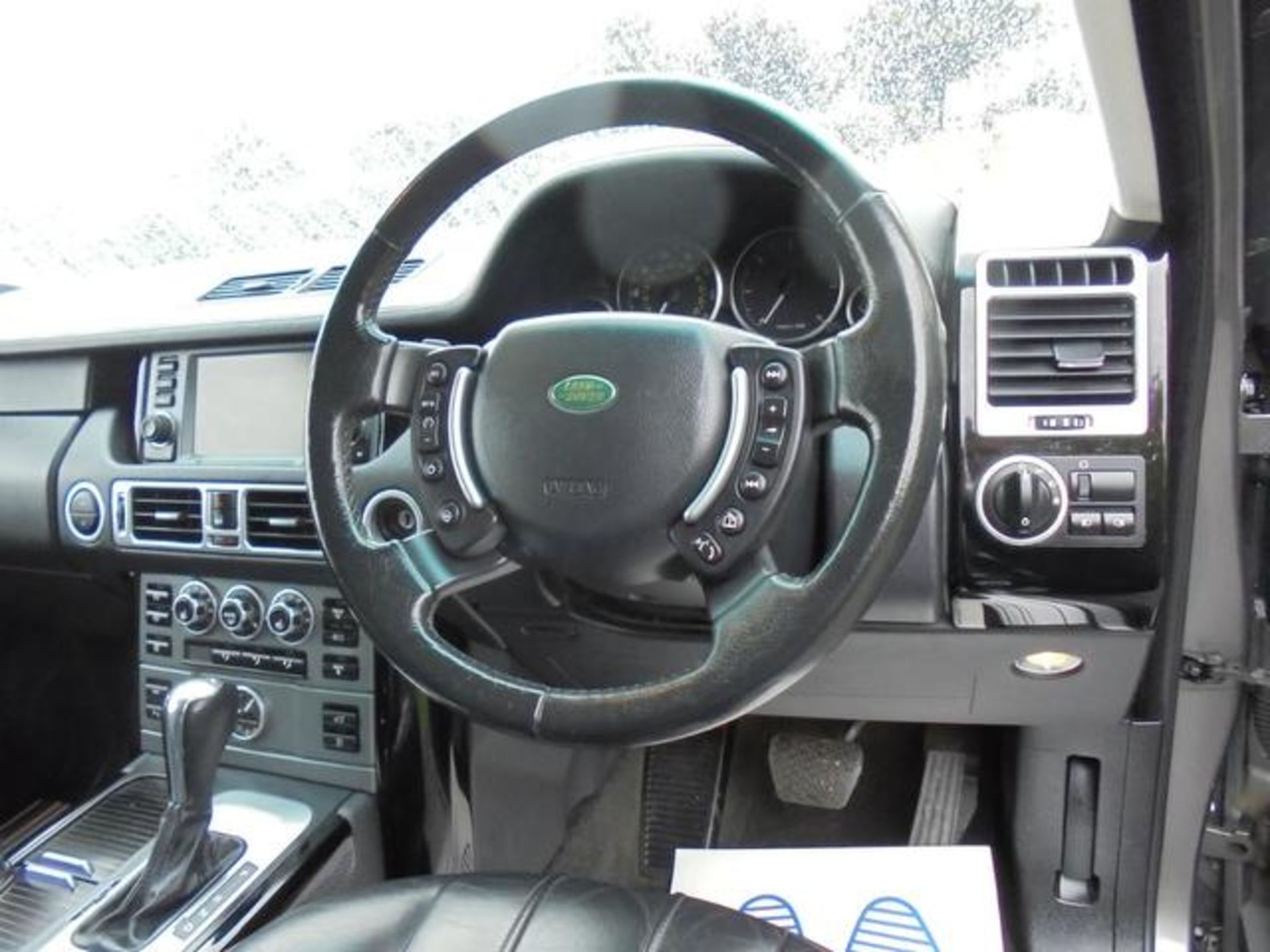 2008 08 reg Land Rover Range Rover 3.6 TD V8 Vogue 5dr - Image 10 of 16