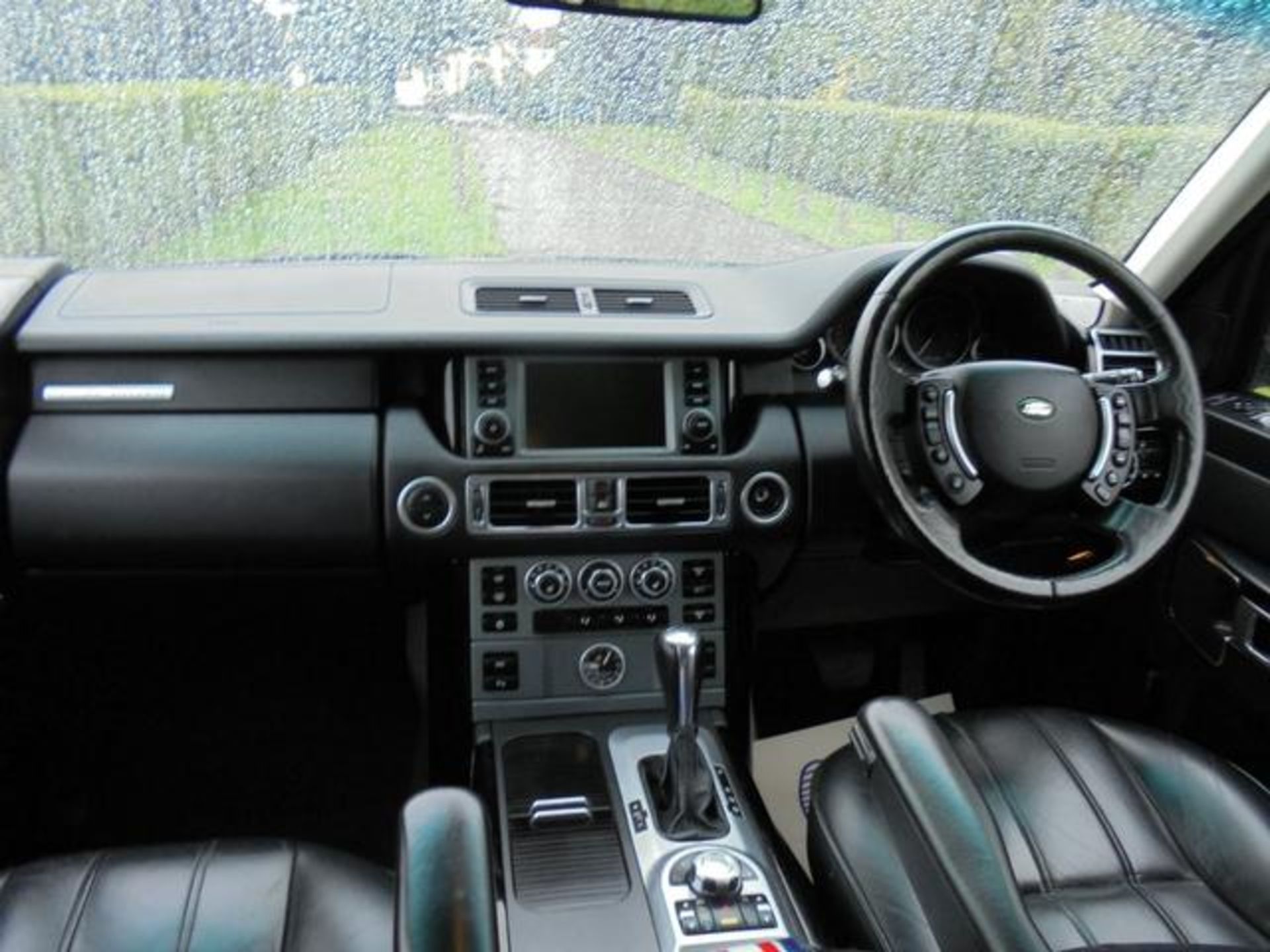 2008 08 reg Land Rover Range Rover 3.6 TD V8 Vogue 5dr - Image 7 of 16