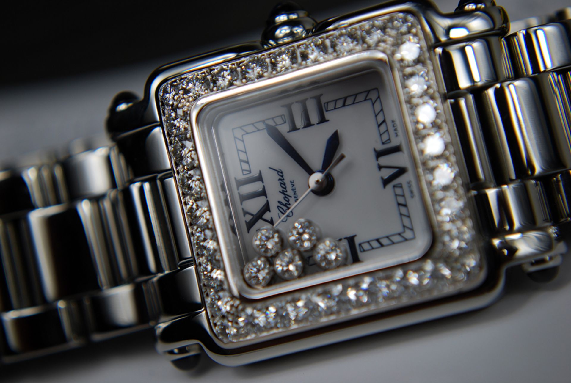 CHOPARD – FLOATING DIAMOND 'HAPPY SPORT SQUARE' with DIAMOND BEZEL!  est RRP $25,710.00 !!! - Image 6 of 12