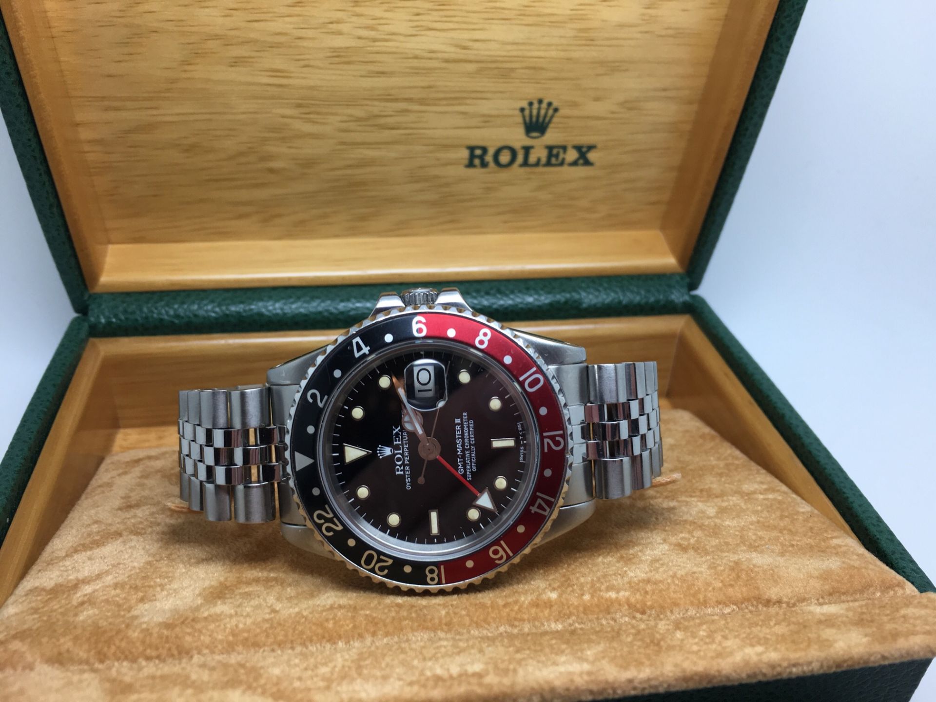 STEEL ROLEX GMT BLACK & RED COKE BEZEL - Image 3 of 6