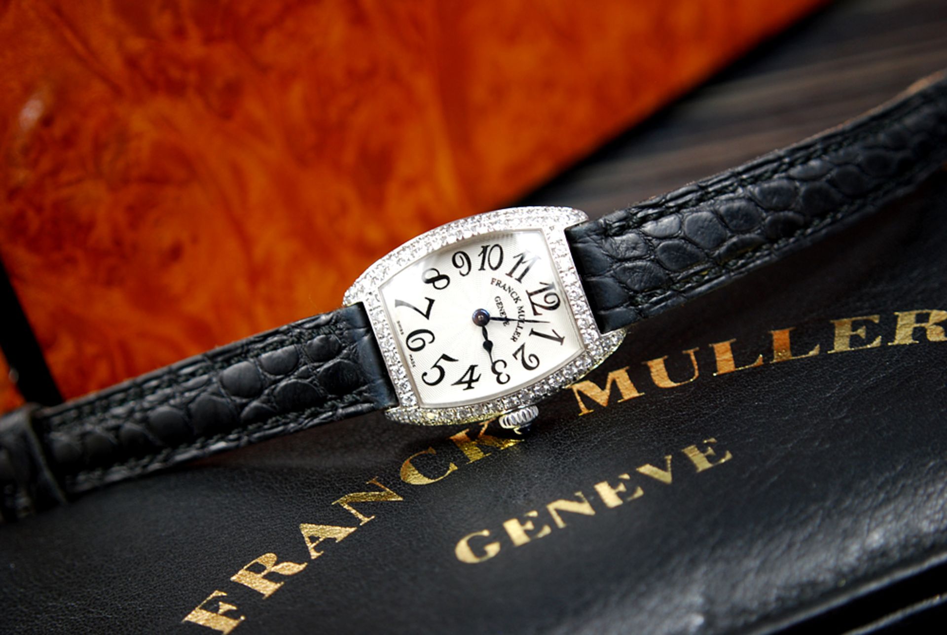 * FRANCK MULLER – CINTREE CURVEX WATCH:  18K WHITE GOLD & DIAMOND ENCRUSTED!  VALUATION $35,500.00 - Image 19 of 19