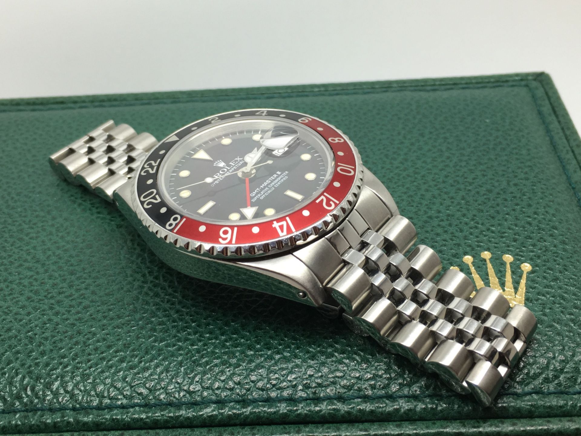 STEEL ROLEX GMT BLACK & RED COKE BEZEL - Image 4 of 6