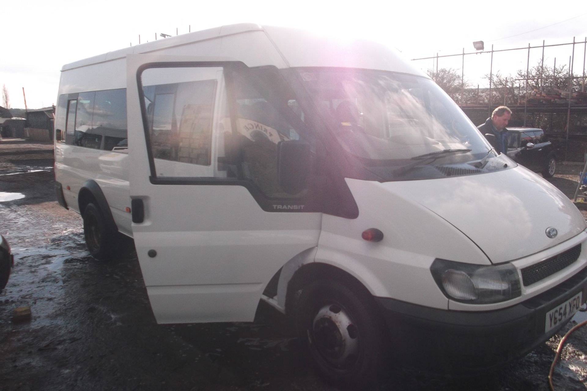 17 SEATER FORD TRANSIT MINIBUS 2004 54 REG - Image 6 of 7