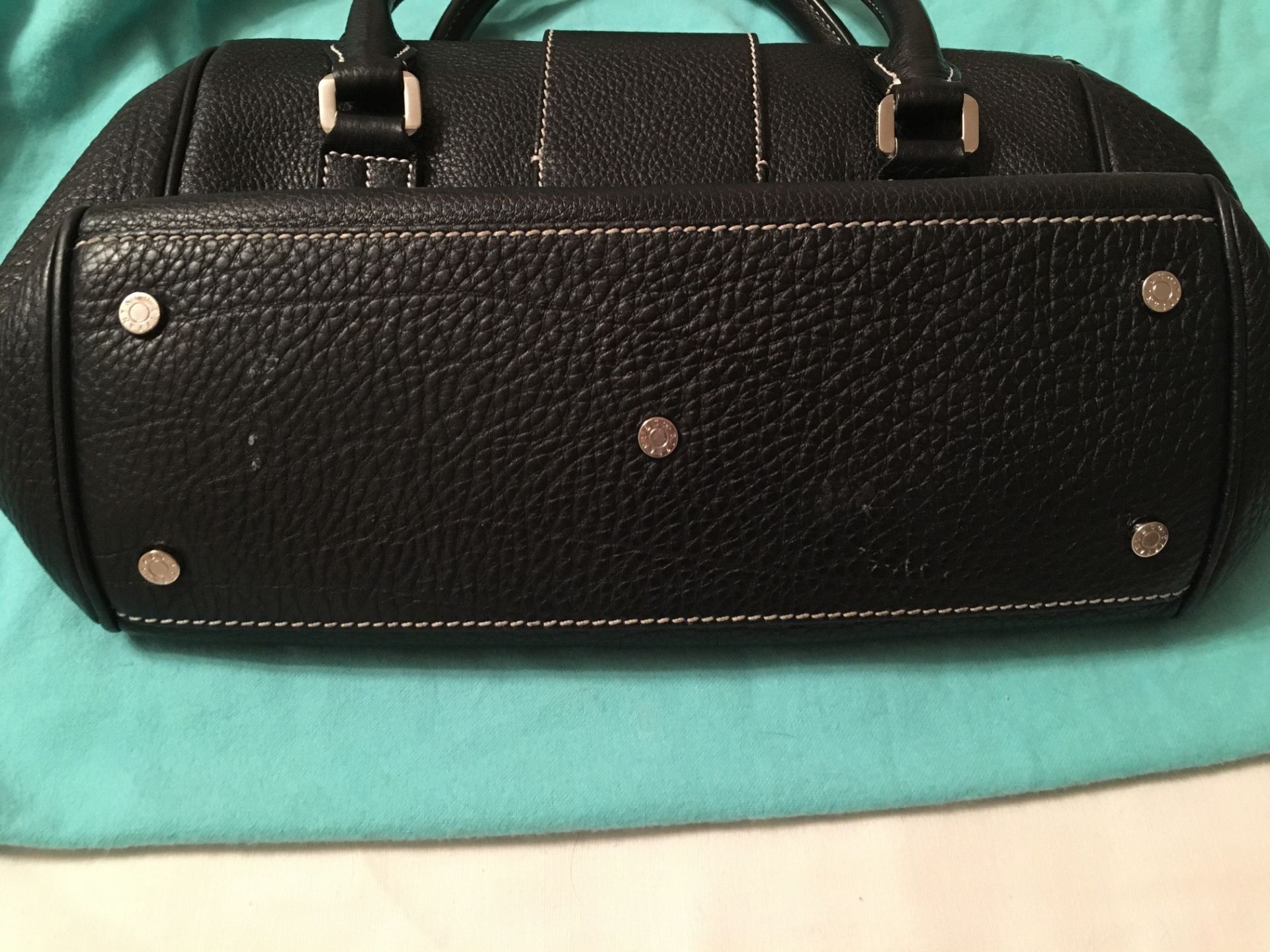 TIFFANY & CO BLACK HANDBAG WITH TIFFANY & CO DUSTBAG RECOGNIZABLE - Image 7 of 7