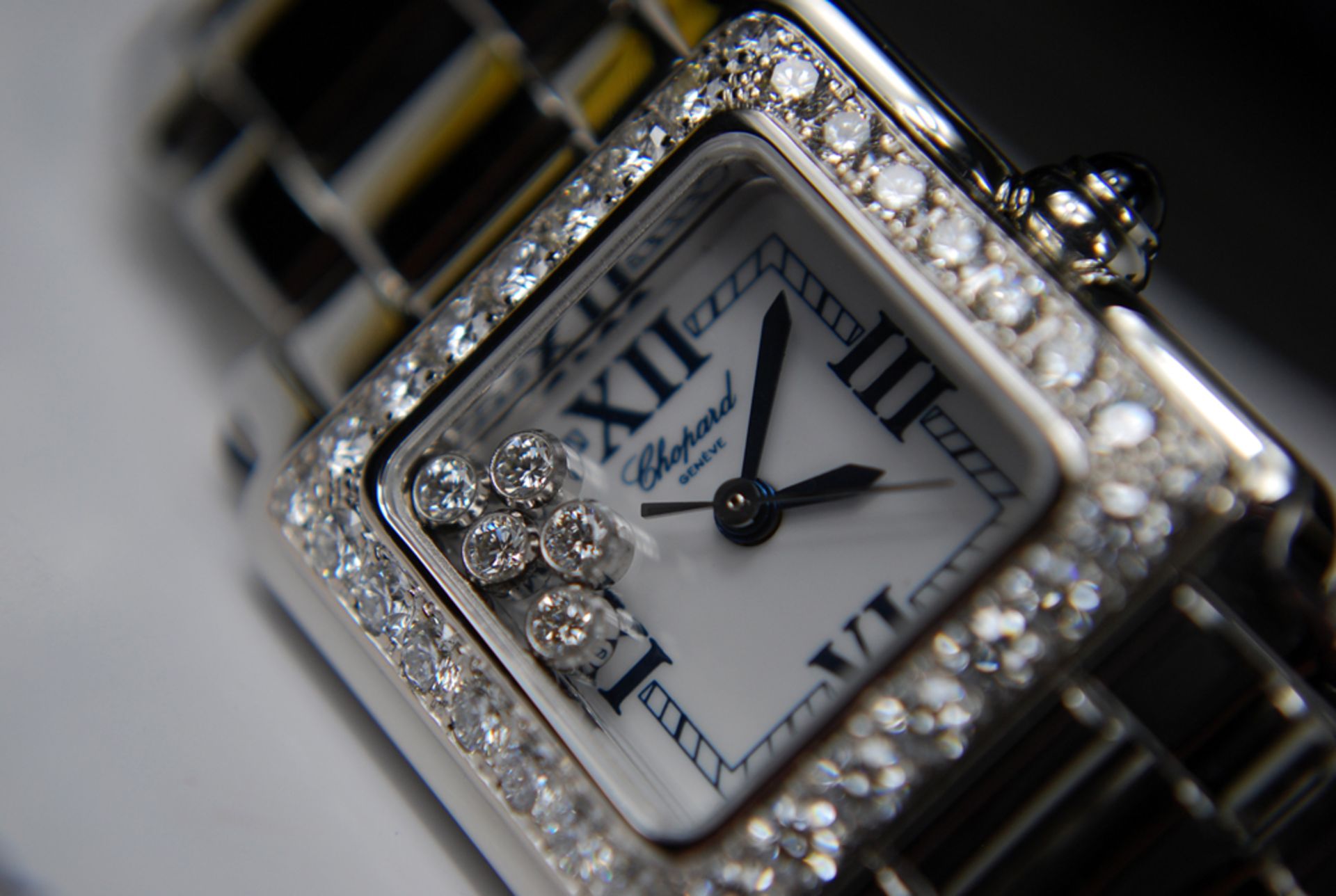 CHOPARD – FLOATING DIAMOND 'HAPPY SPORT SQUARE' with DIAMOND BEZEL!  est RRP $25,710.00 !!! - Image 12 of 12