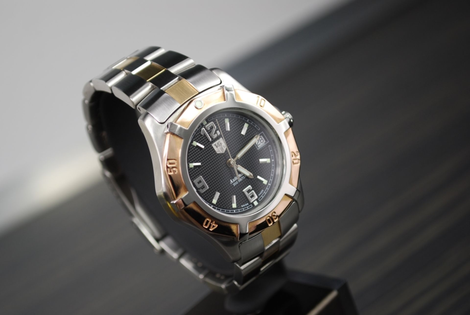 **RARE** TAG Heuer - AUTOmatic BiMetal Steel/ Gold - *Slate Grey Waffle Dial* - Image 4 of 9