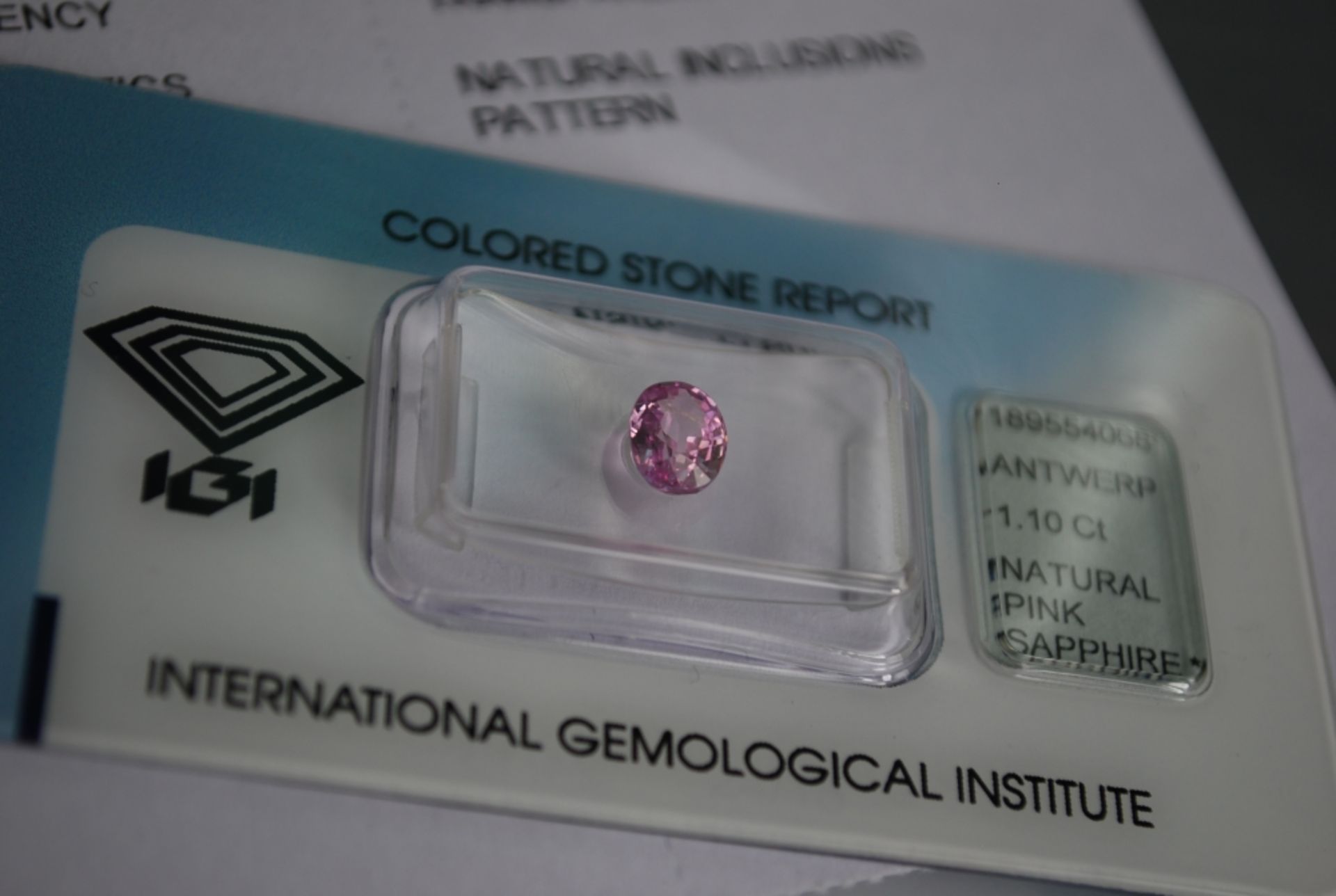 IGI Antwerp ~* CERTIFICATED *~ 1.10ct Natural Pink Sapphire (Oval Cut)