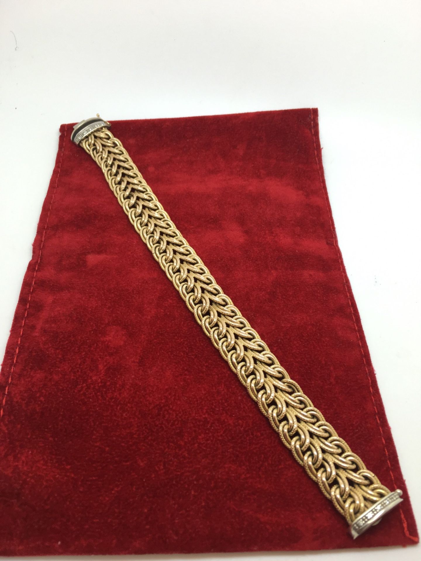 FINE QUALITY 9ct GOLD WOVEN INTERLOCKING GOLD BRACELET