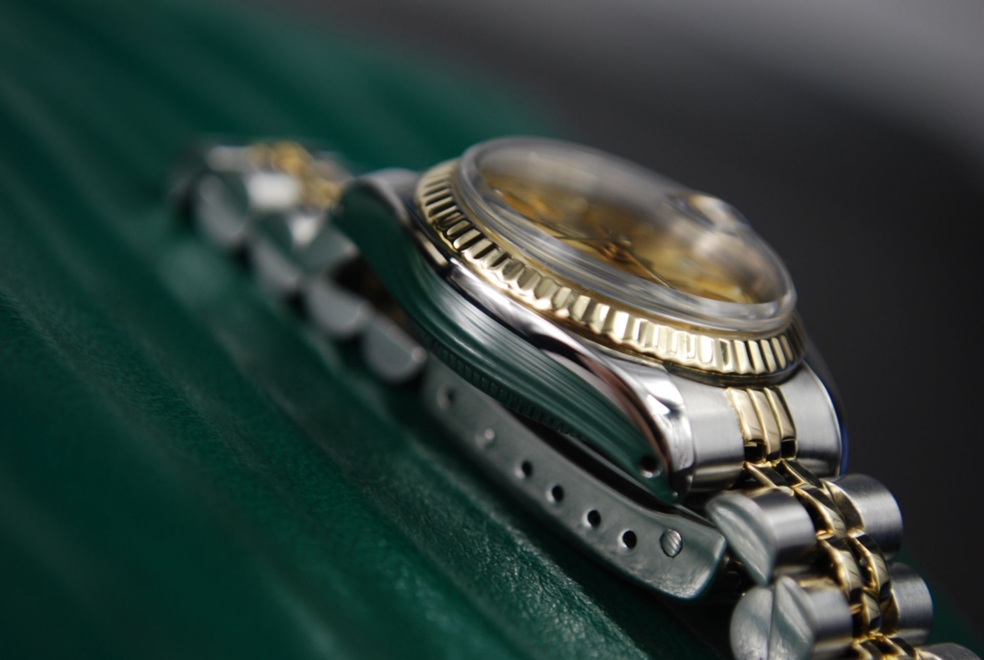 *ROLEX* Ladies Bi-Metal Gold/ Steel *Champagne* Dial 'DateJust' - Image 4 of 7