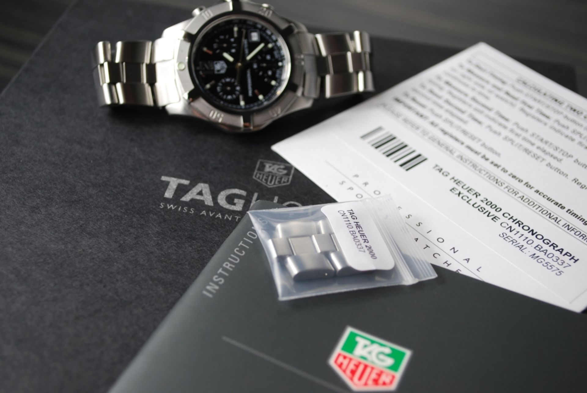 *RARE* TAG Heuer Chronograph 2000 (Black Dial) CAL.251.262 - Image 2 of 10