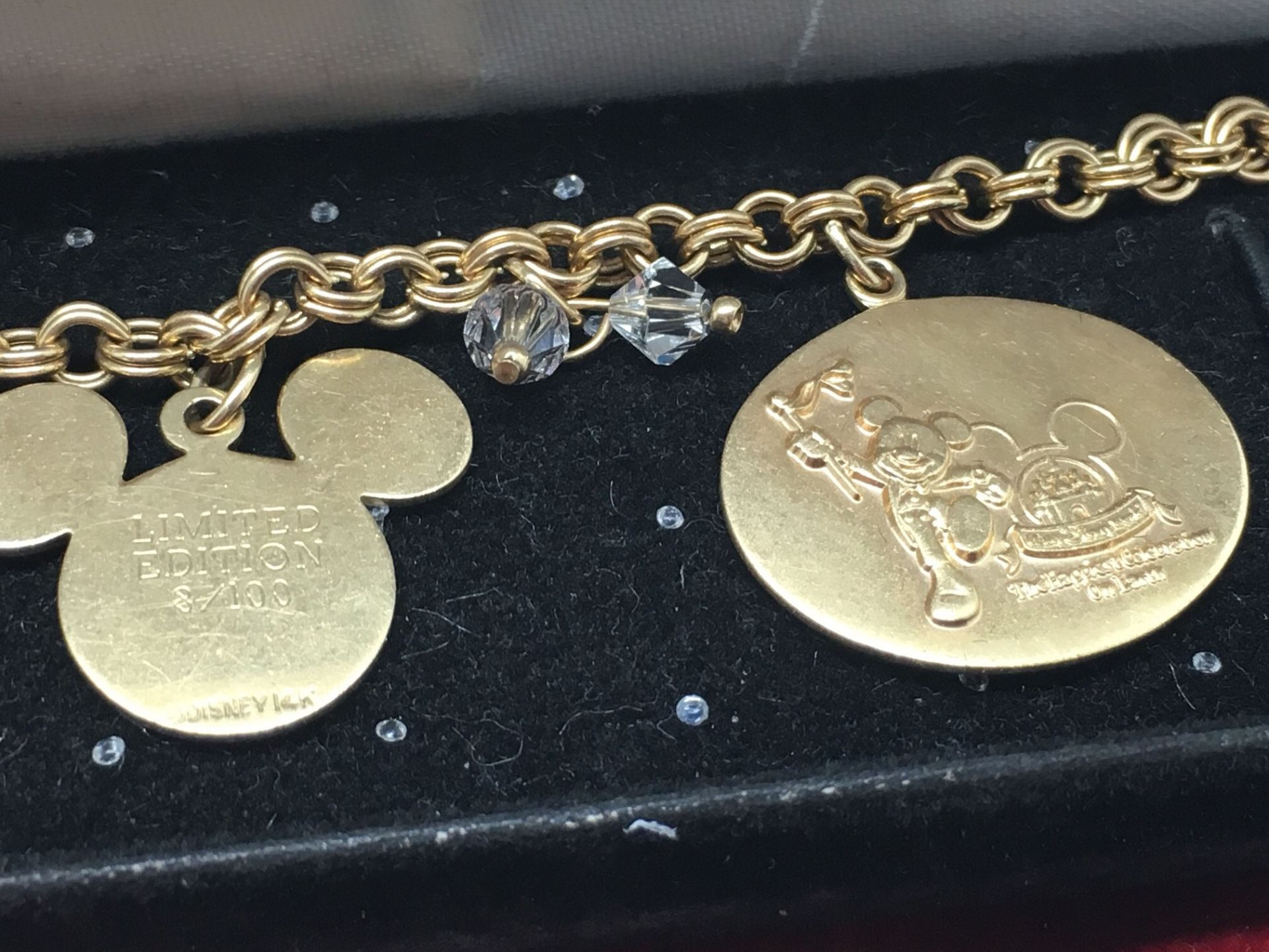 RARE LTD EDITION DISNEY WORLD CHARM BRACELET NO: 8 OUT OF 100 YELLOW METAL MARKED 14k TESTED AS 14K - Image 3 of 4