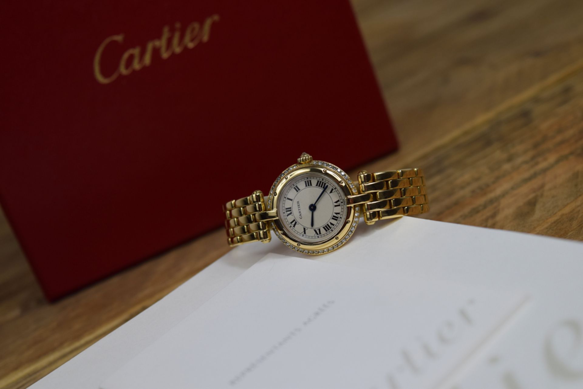 *** 18K GOLD - CARTIER VENDOME with DIAMOND CASE and CROWN! with Box and Booklets! - Image 4 of 6