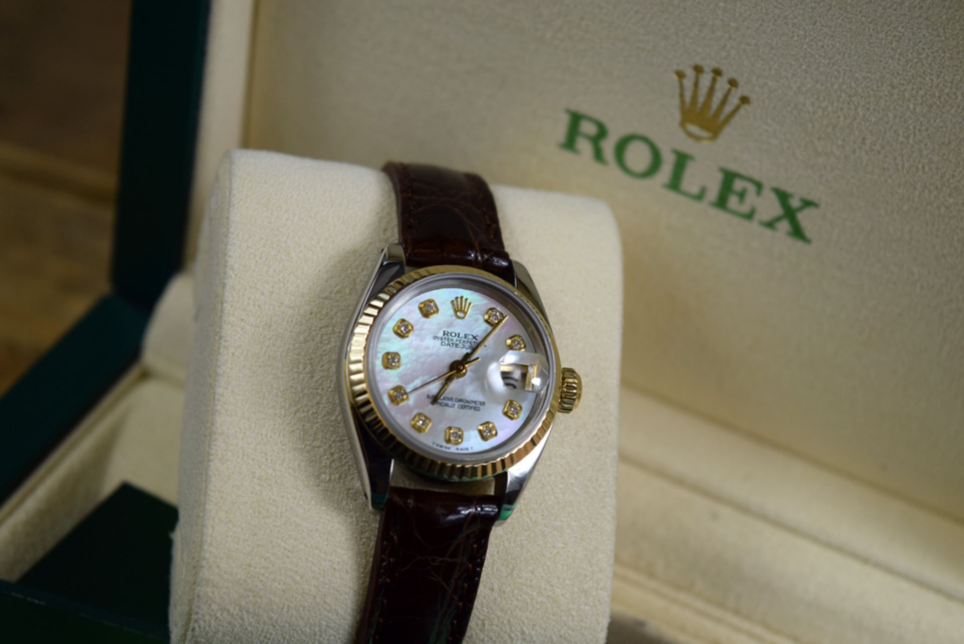 ROLEX - 18K GOLD & STEEL LADY DATEJUST - MOP *DIAMOND* DIAL! - Image 3 of 9
