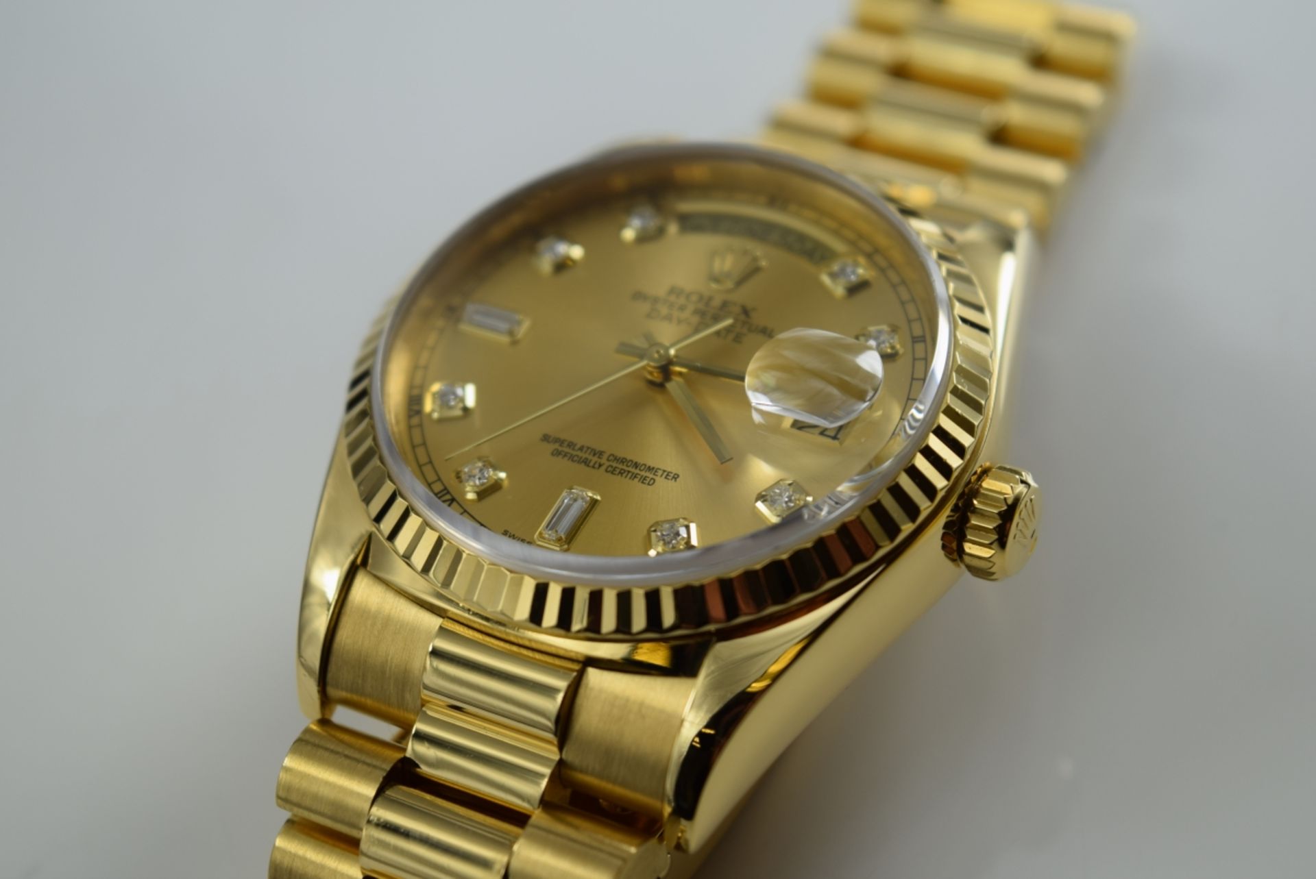 Rolex 18K Gold DayDate President | 18048 | Stunning Genuine Rolex Diamond/ Champagne Dial Double Q/S - Image 2 of 8