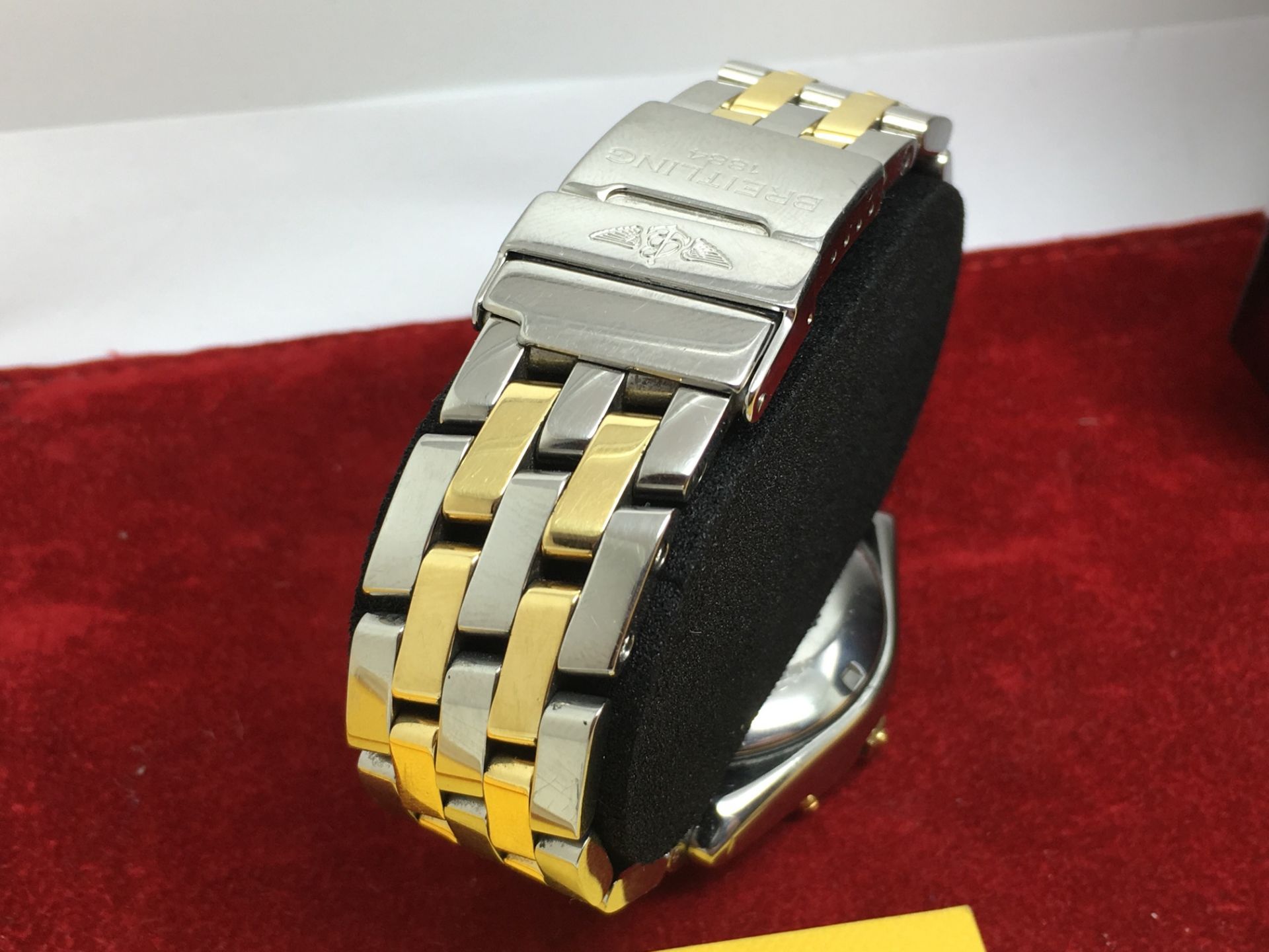 BREITLING CHRONOMAT EVOLUTION WATCH IN STAINLESS AND GOLD - WITH BOX & PAPERS - Image 3 of 7