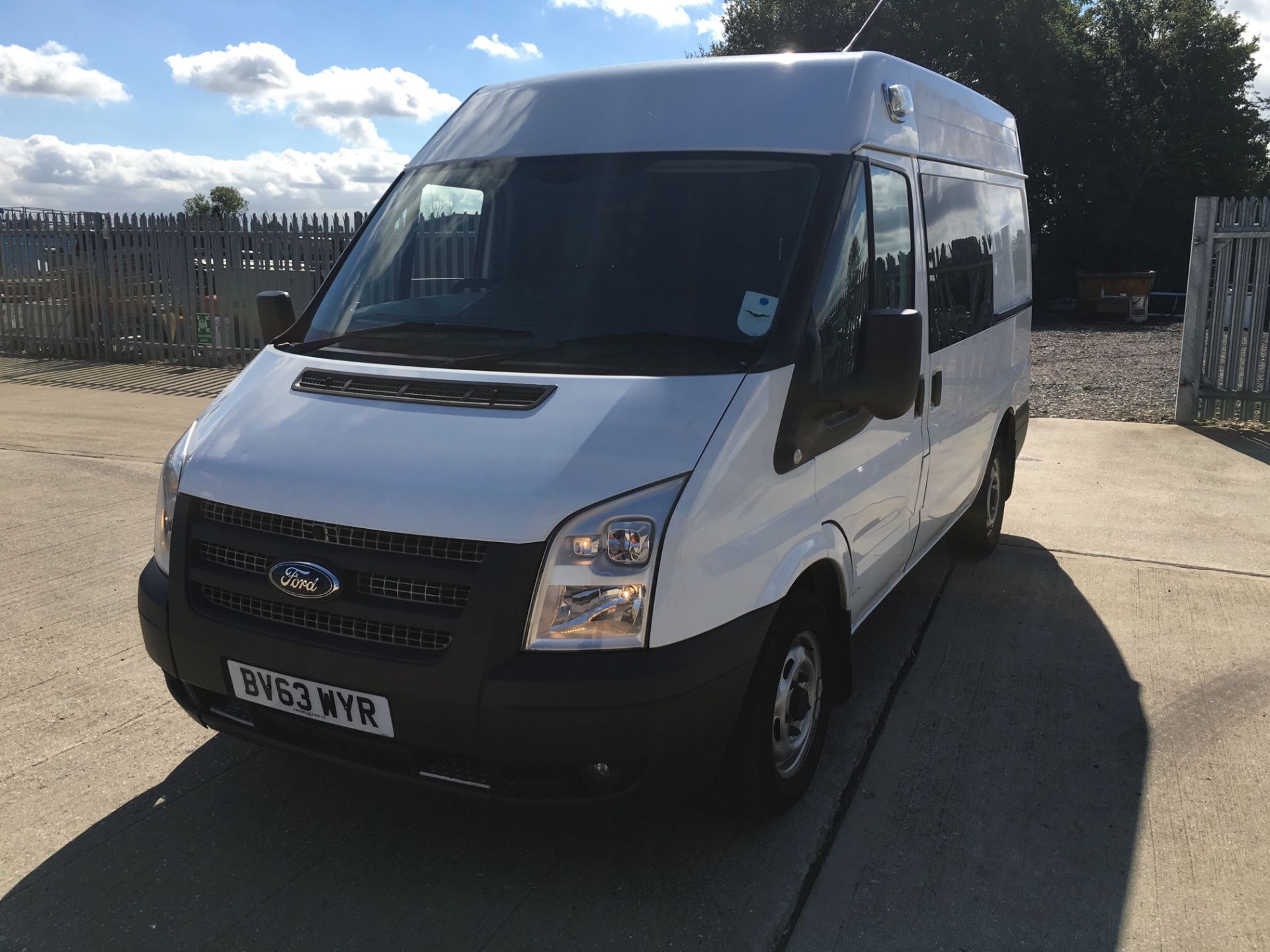 1 OWNER POLICE 2013 63 REG FORD TRANSIT 125 T300 FWD CREW CAB VAN 86k - Image 2 of 30