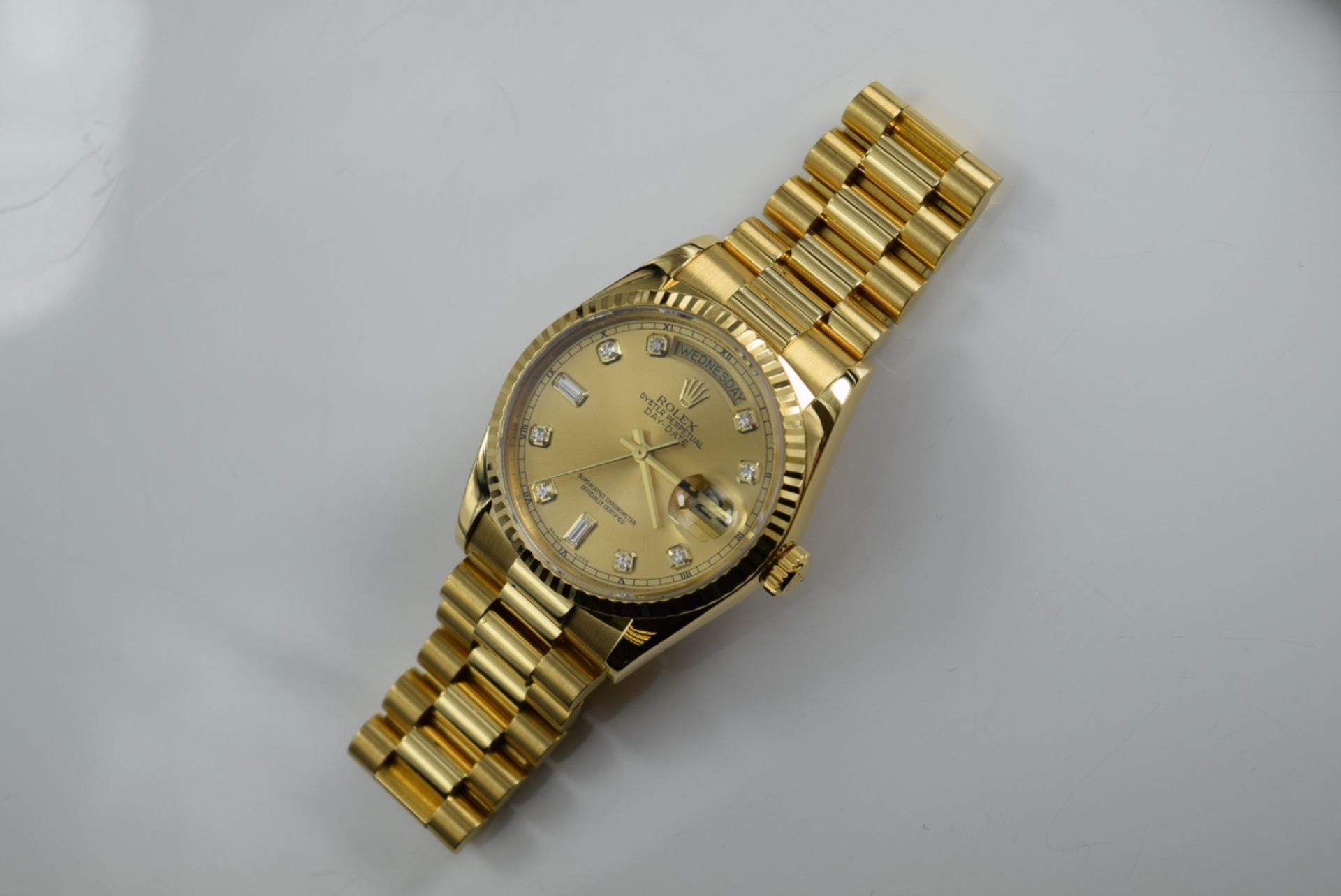 Rolex 18K Gold DayDate President | 18048 | Stunning Genuine Rolex Diamond/ Champagne Dial Double Q/S - Image 3 of 8