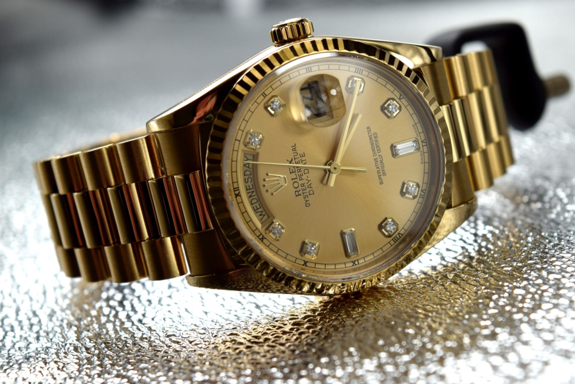 Rolex 18K Gold DayDate President | 18048 | Stunning Genuine Rolex Diamond/ Champagne Dial Double Q/S