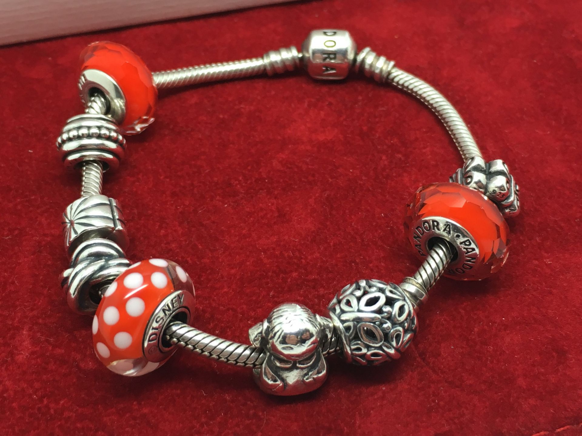 PANDORA BRACELET & CHARMS INC DISNEY CHARM + BOX - Image 2 of 3