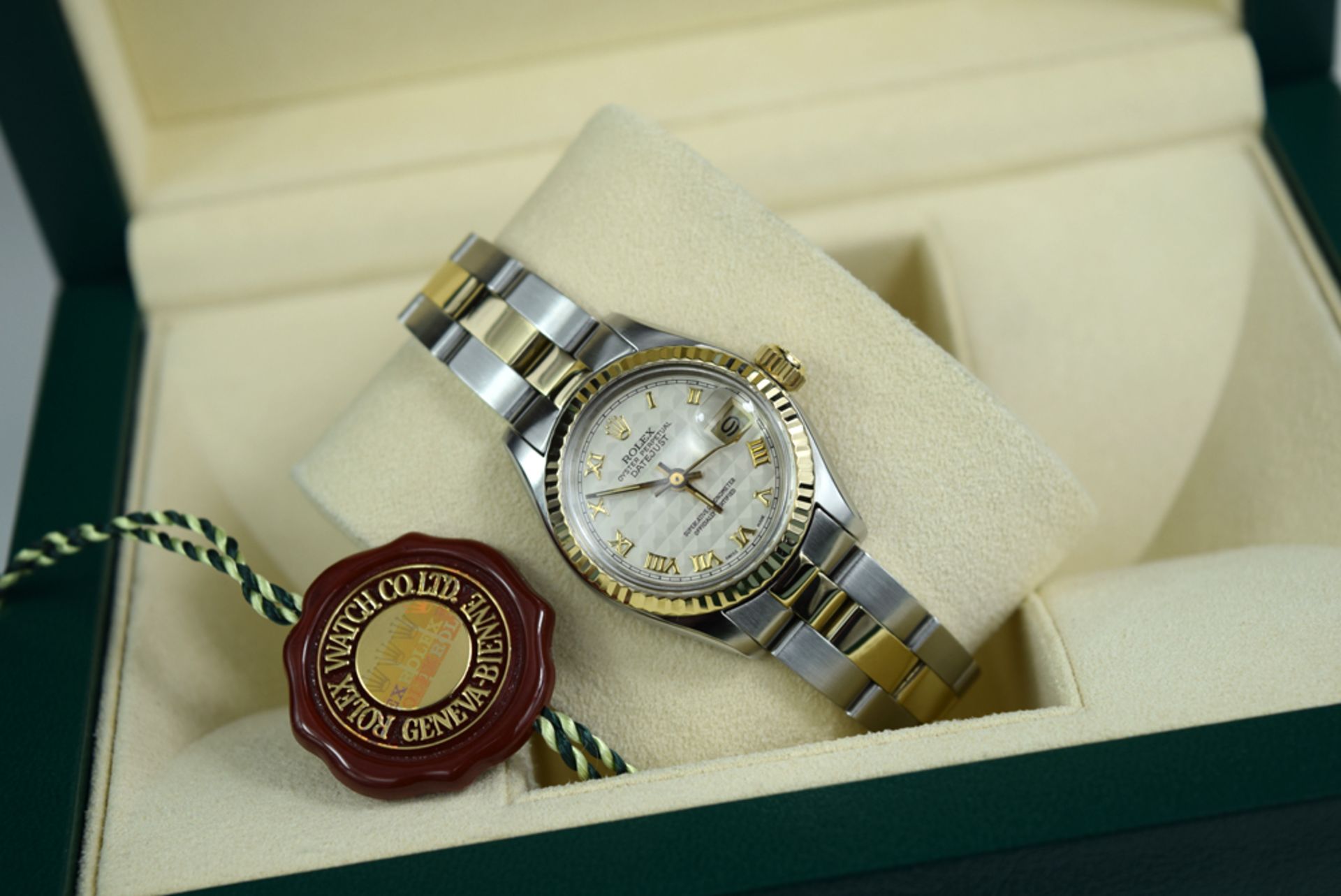 ROLEX - GOLD & STEEL LADY DATEJUST with CREAM PYRAMID Dial - Looks Incredible!!! - Image 10 of 12
