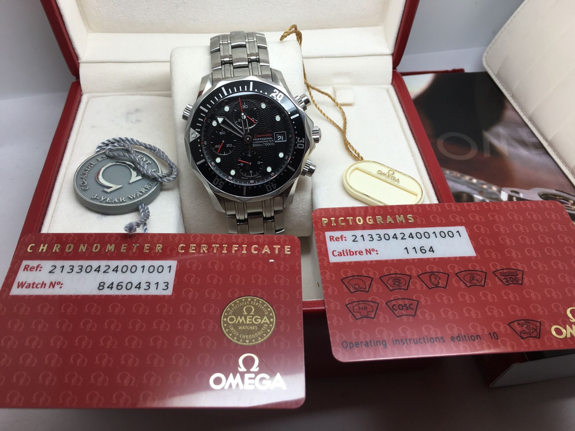 GENTS OMEGA SEAMASTER CHRONOGRAPH WATCH - BOX + PAPERS - Image 4 of 6