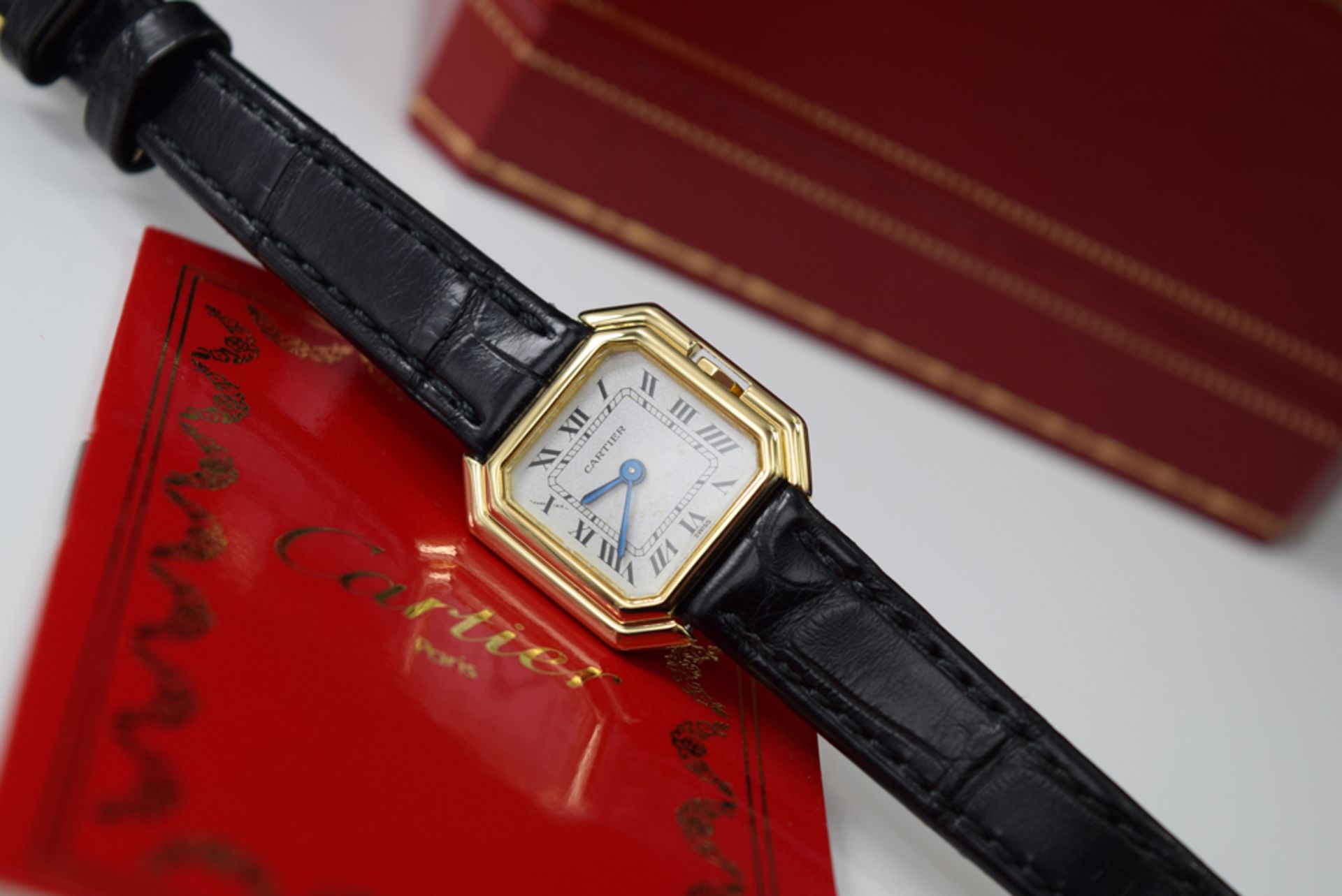 CARTIER – CEINTURE 18K GOLD (RARE VINTAGE LADIES WATCH!)