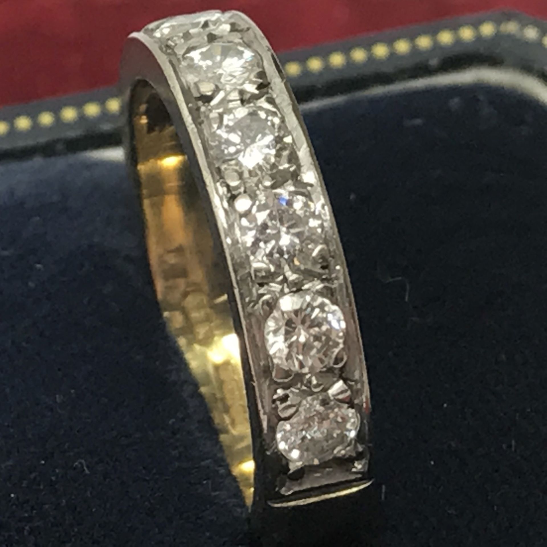 STUNNING 18ct GOLD 0.80ct APPROX DIAMOND HALF ETERNITY RING - WITH RECEIPT FROM 1997 FOR £1500 - Image 3 of 3